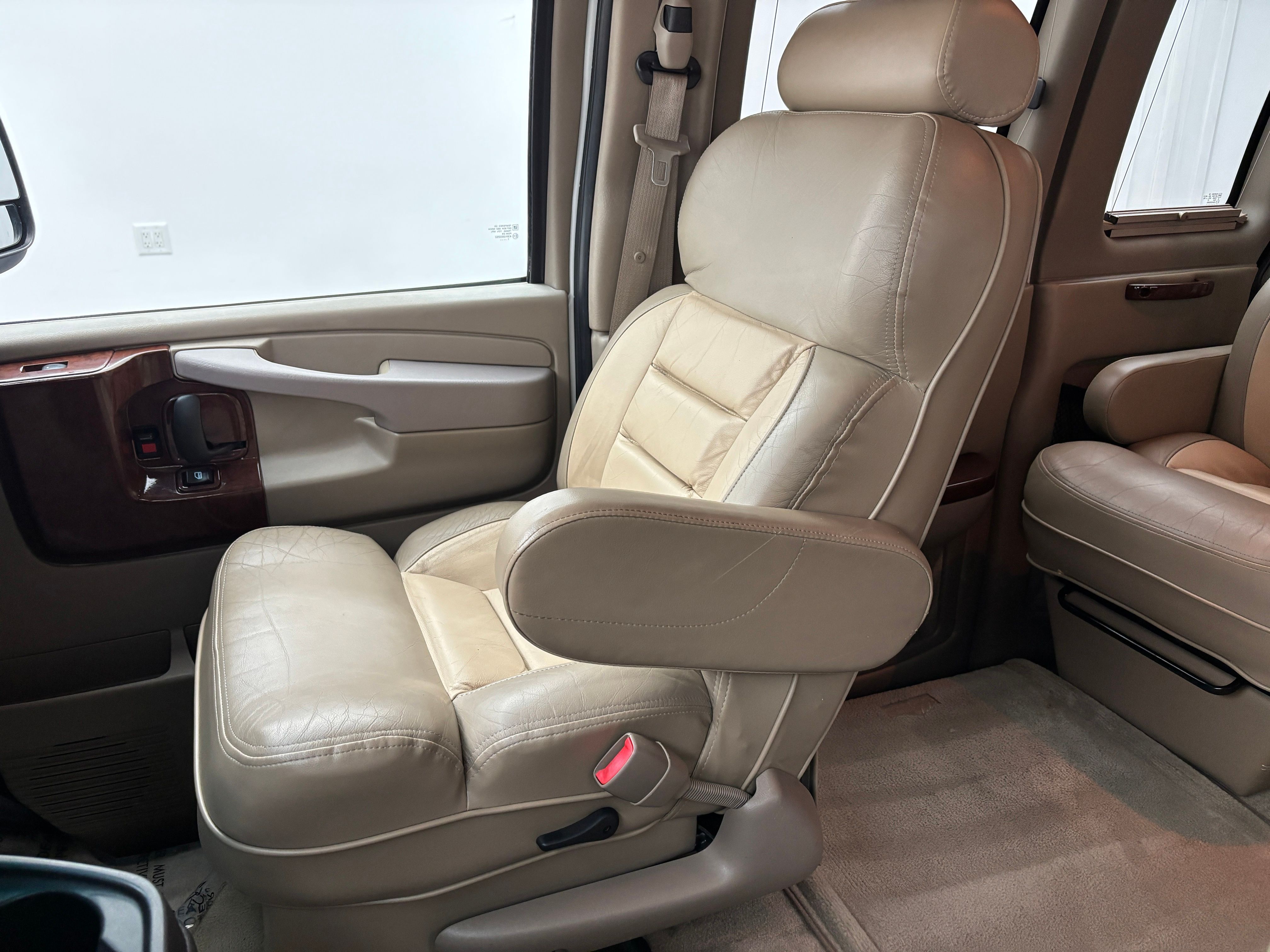 Used 2012 Summit White Chevrolet Rocky Ridge image 33