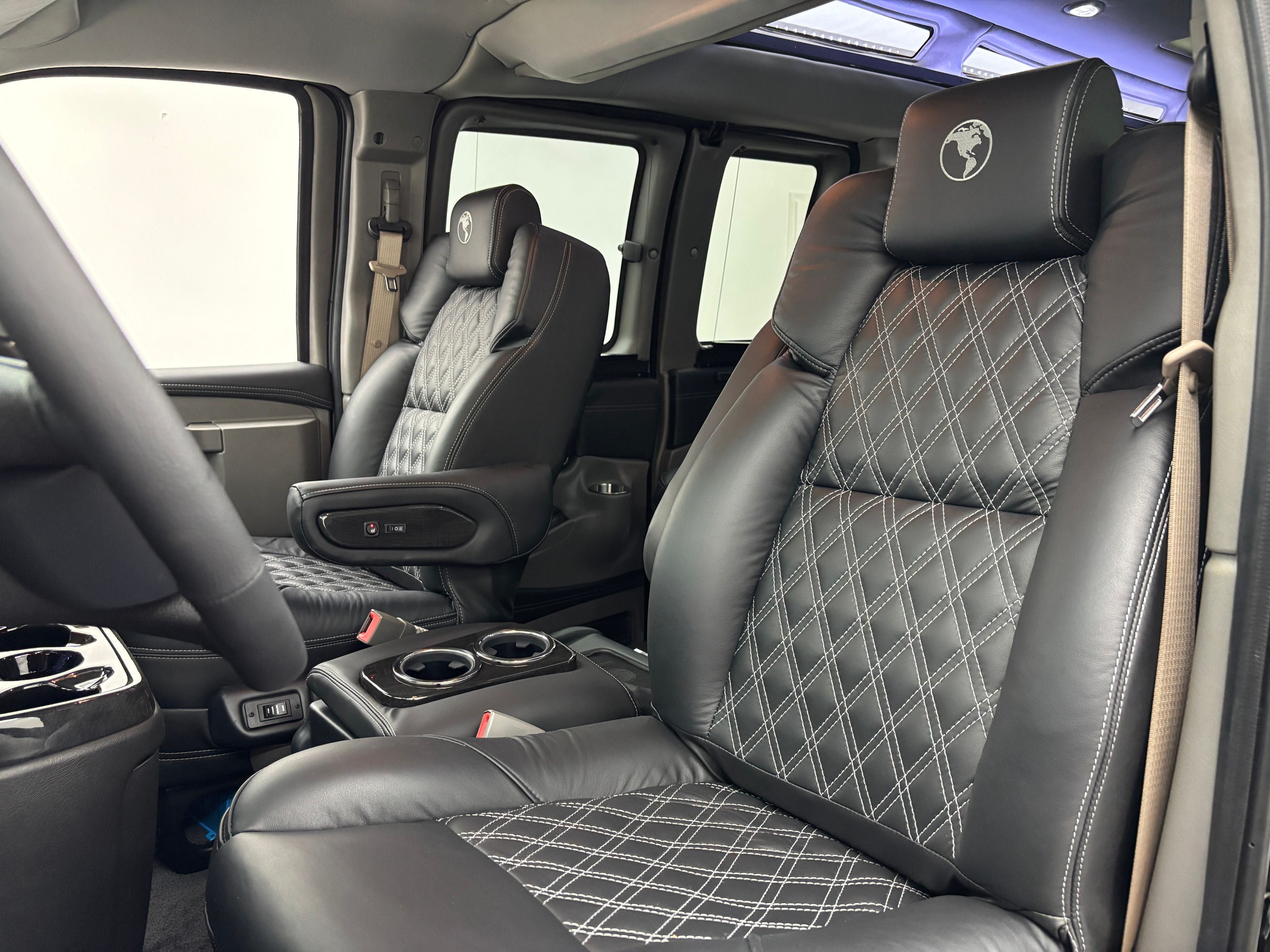 New 2026 Onyx Black GMC Explorer Limited SE image 20