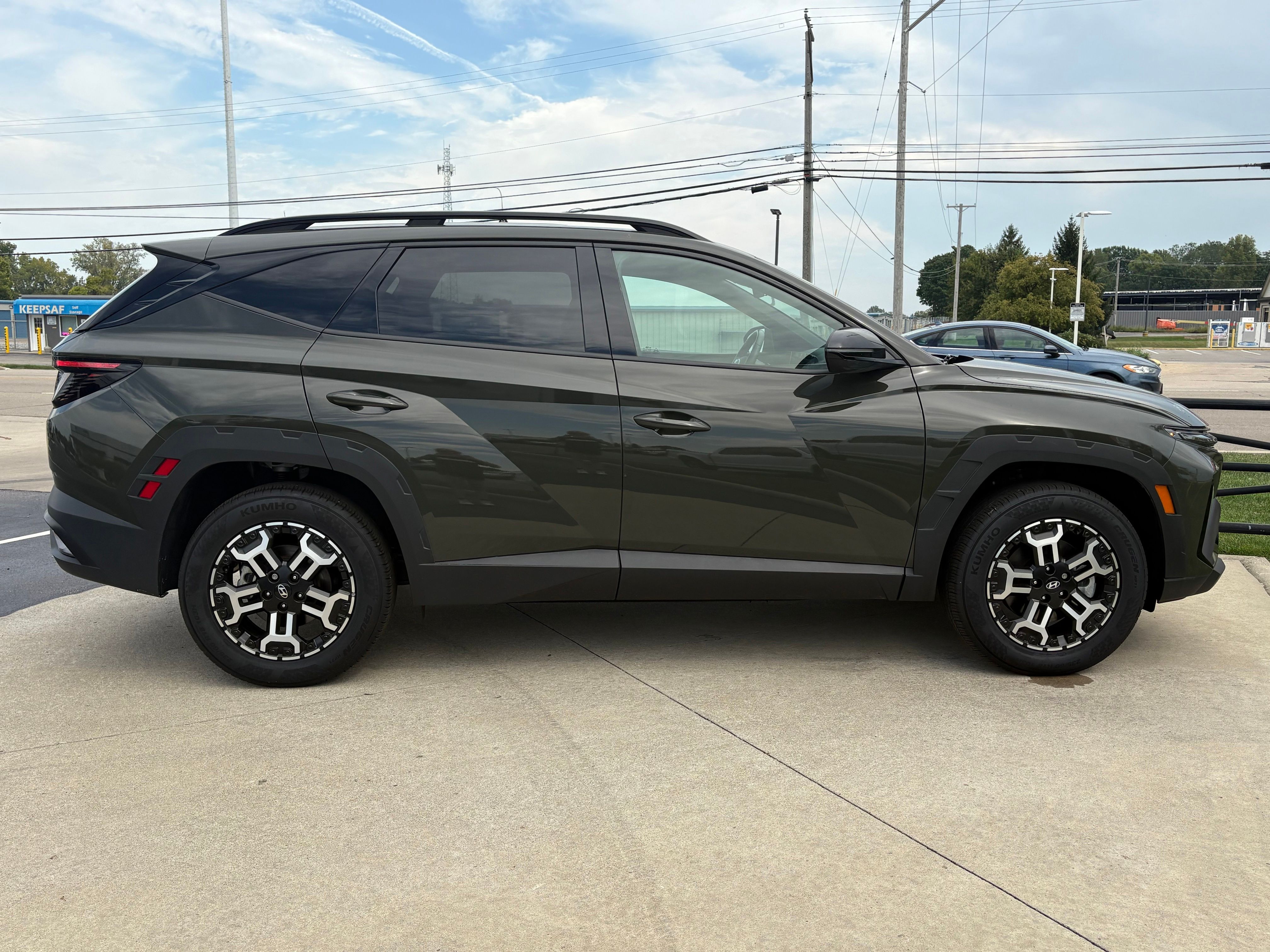 Used 2025 Rockwood Green Hyundai XRT image 8