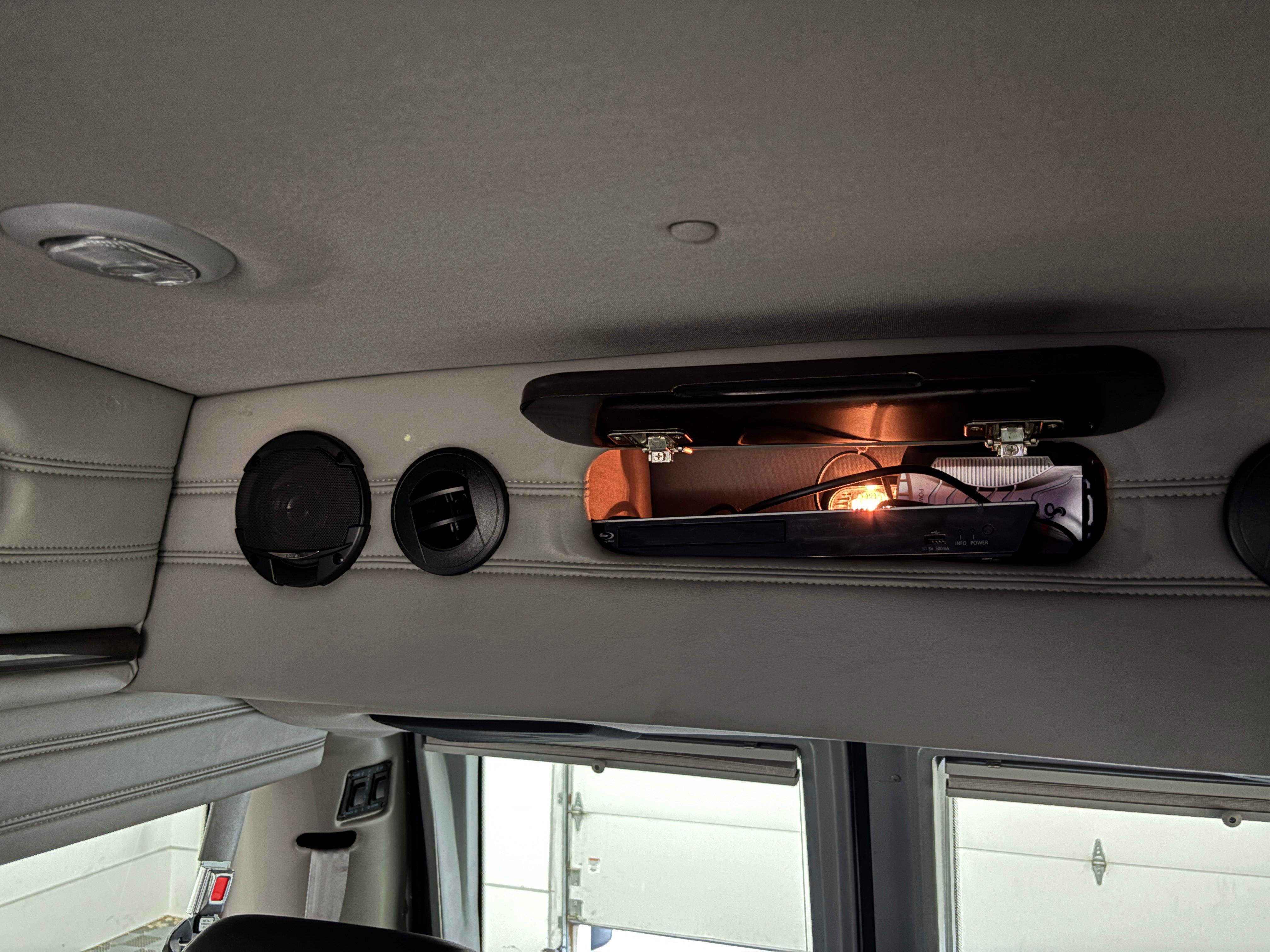 Used 2013 Ingot Silver Ford Explorer Limited SE image 41