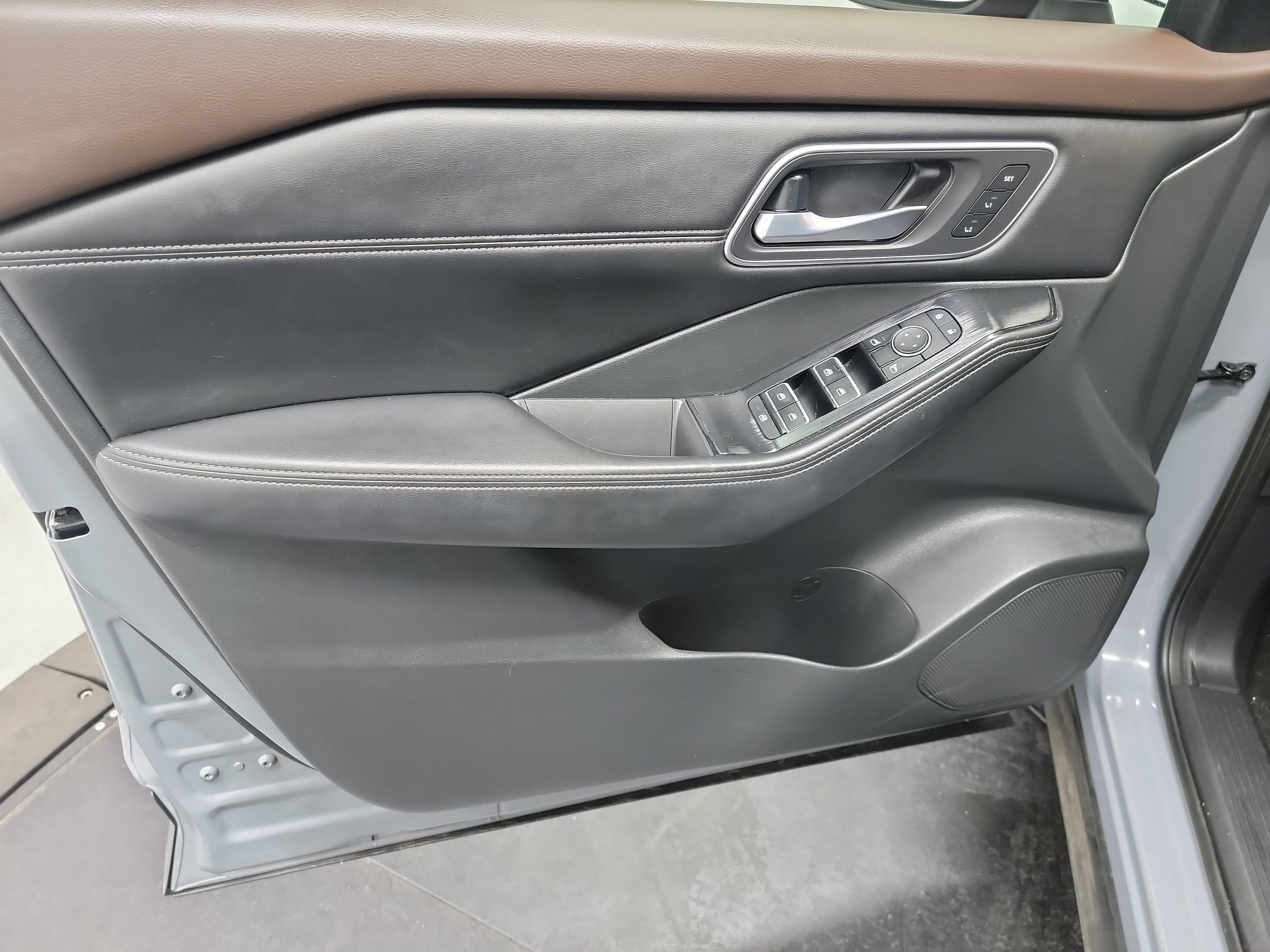 2021 Nissan Rogue SL photo