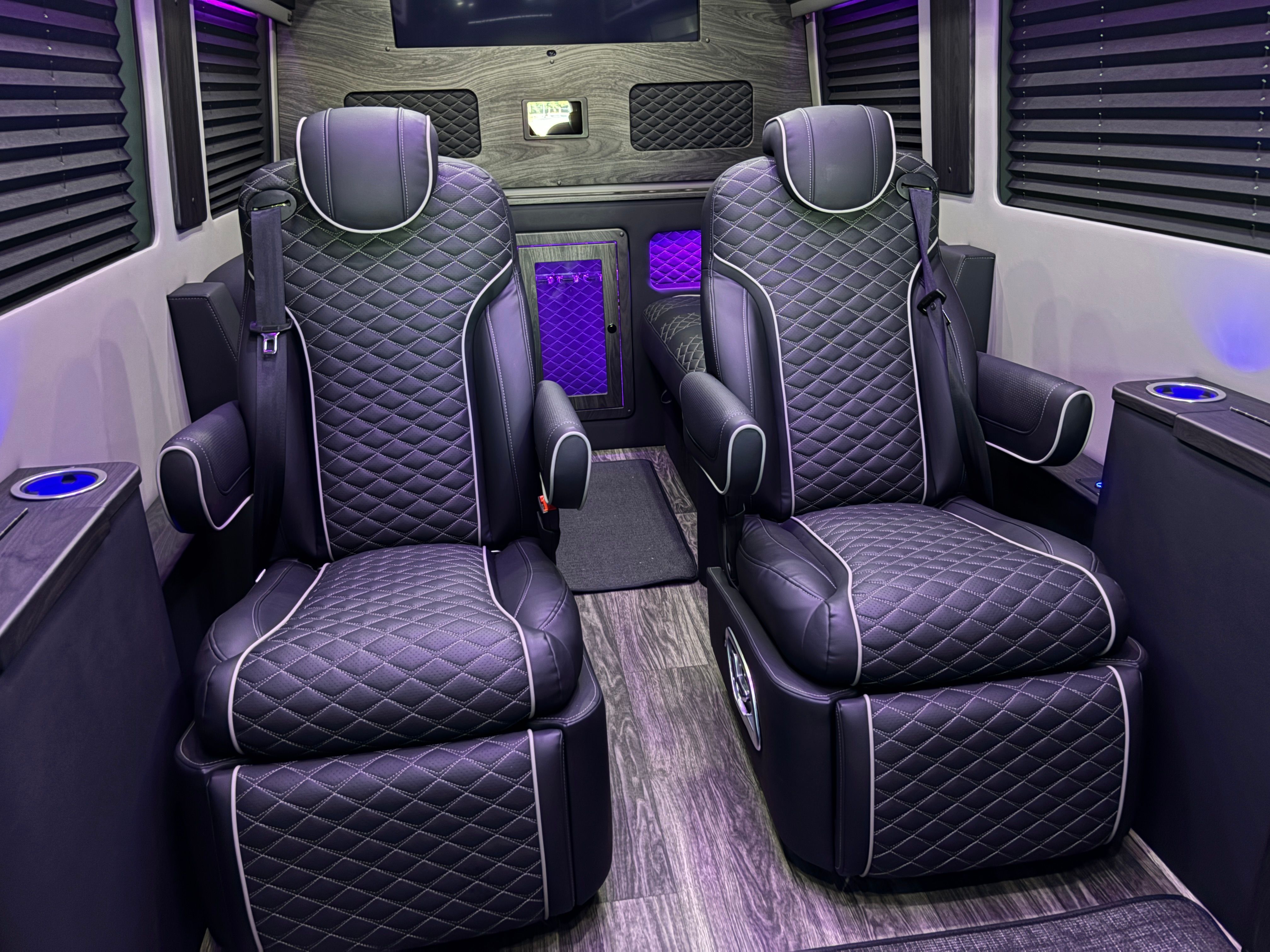 New 2027 Black Mercedes-Benz OGV VDrive image 51