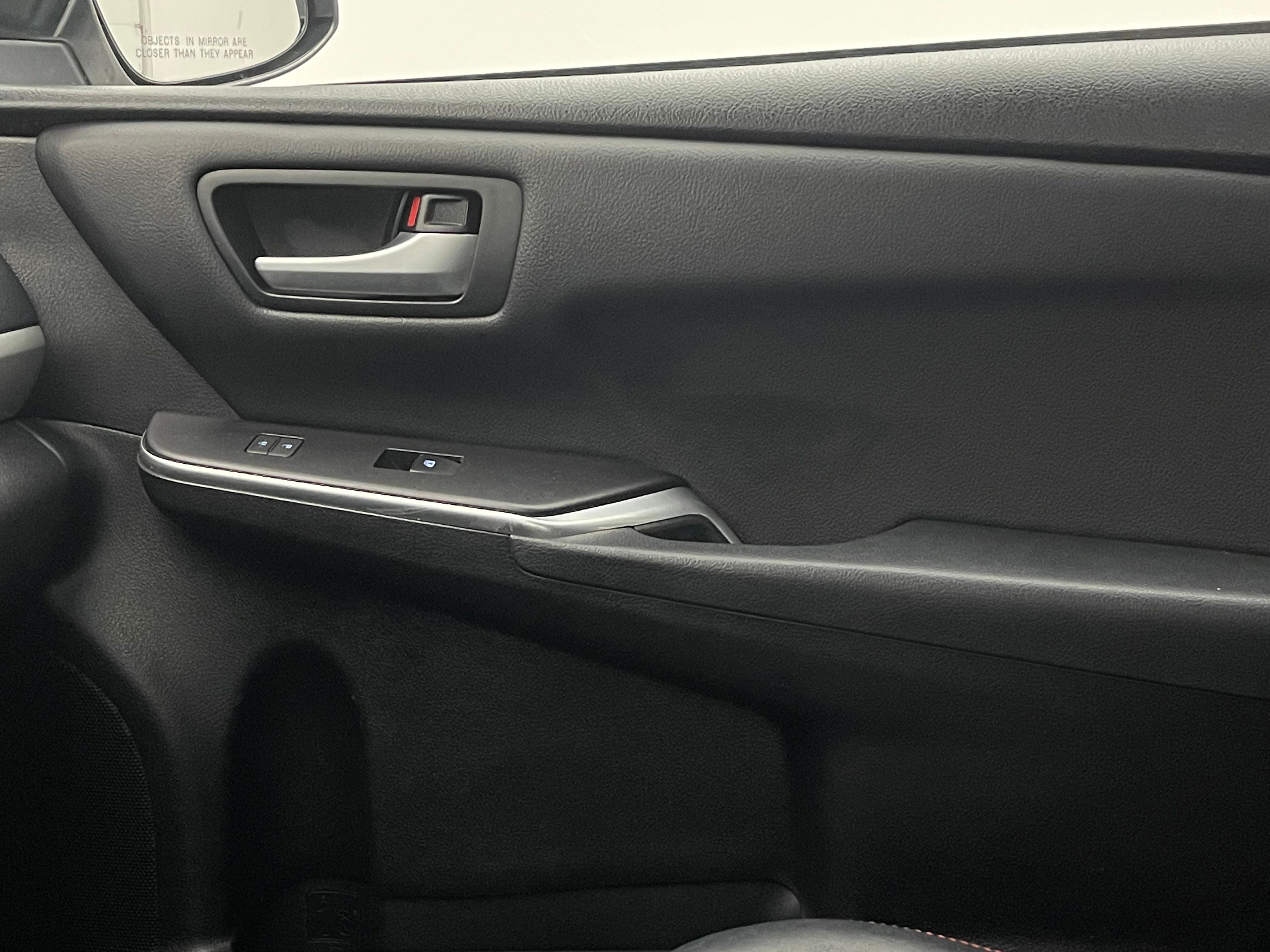 Used 2016 Super White Toyota SE image 36