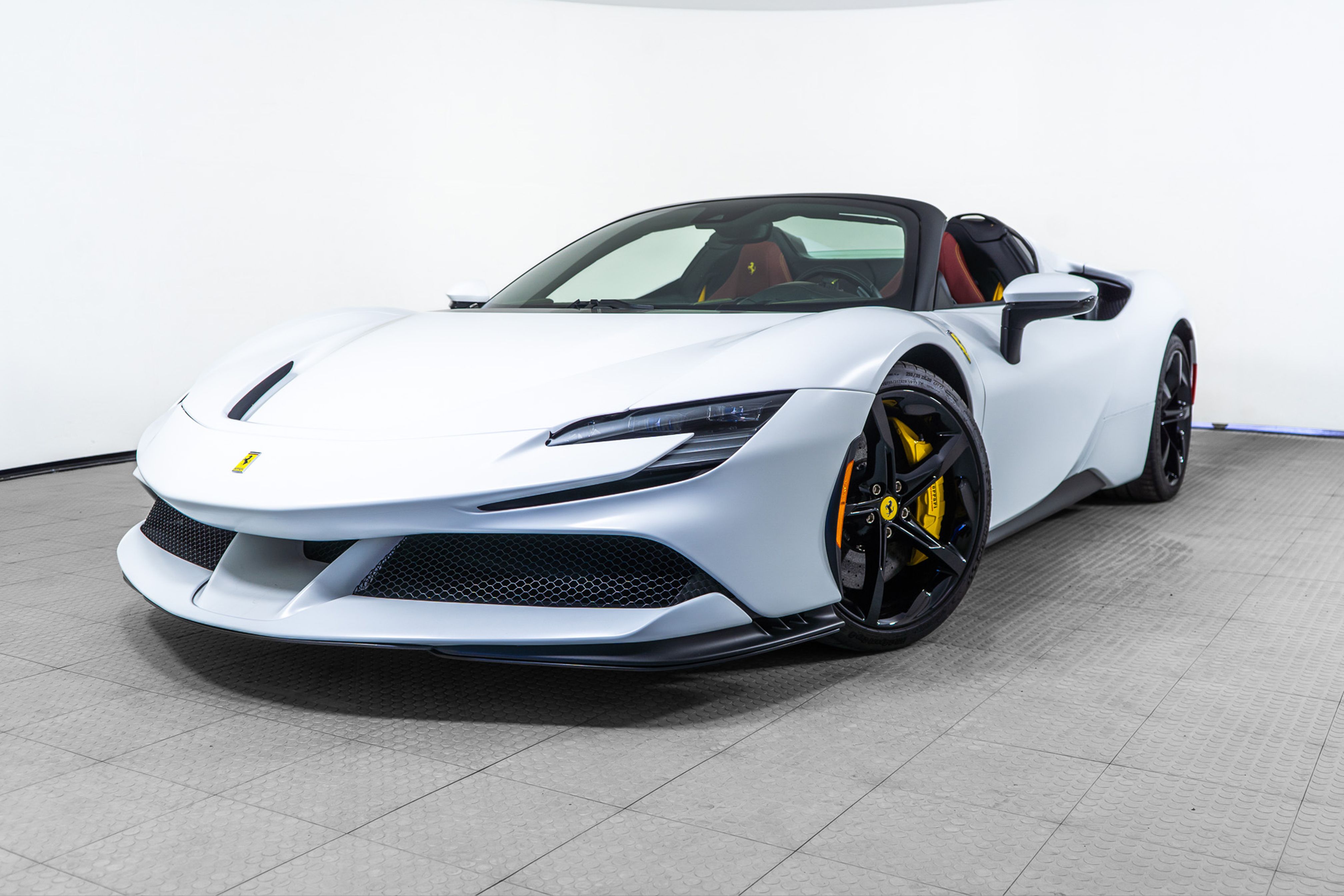 2024 Ferrari SF90 Spider AWD