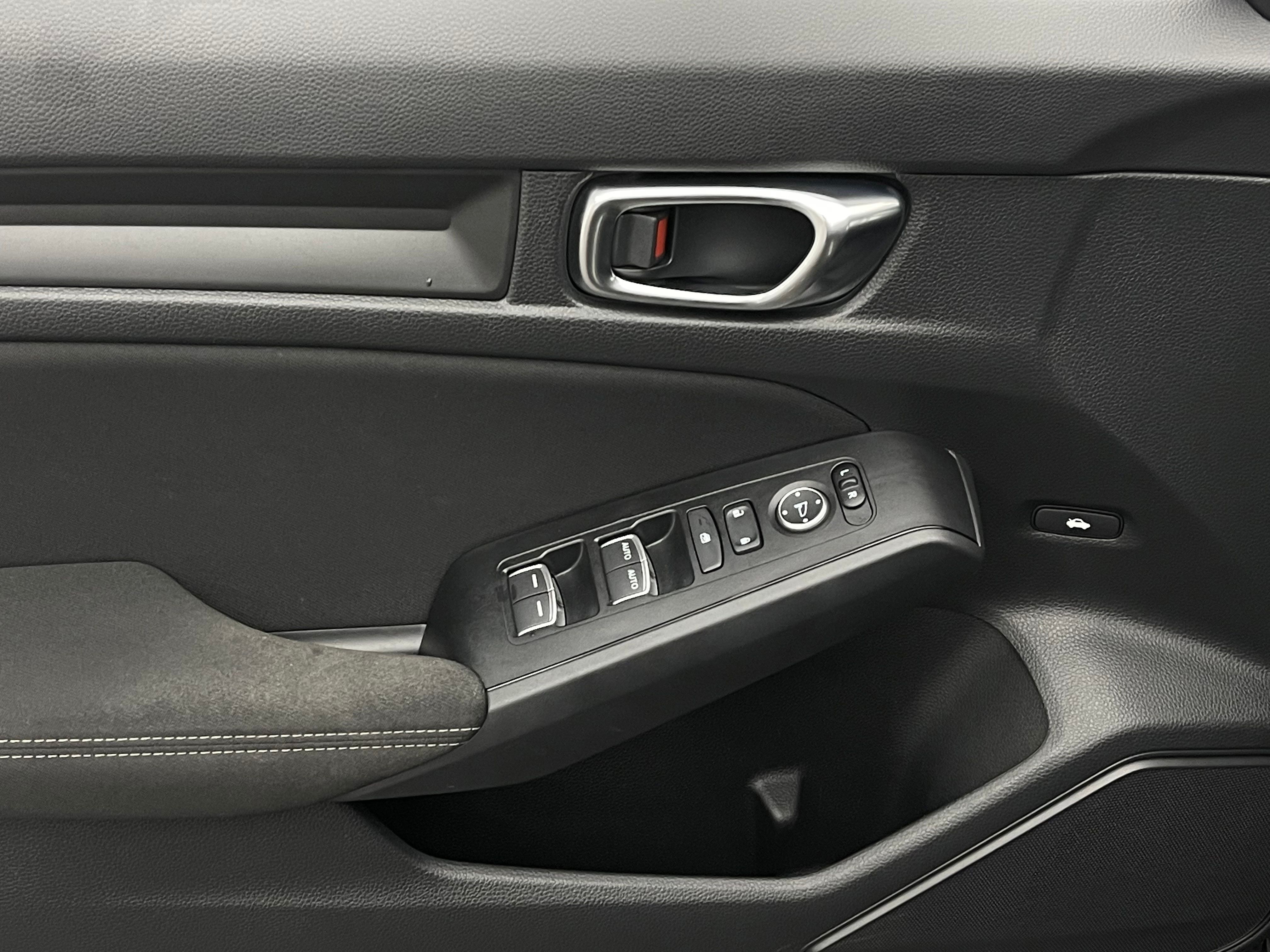 Used 2022 Crystal Black Pearl Honda Sport image 14