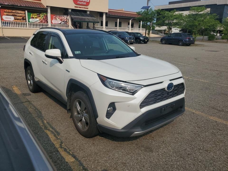 2020 Toyota RAV4 Hybrid Limited photo