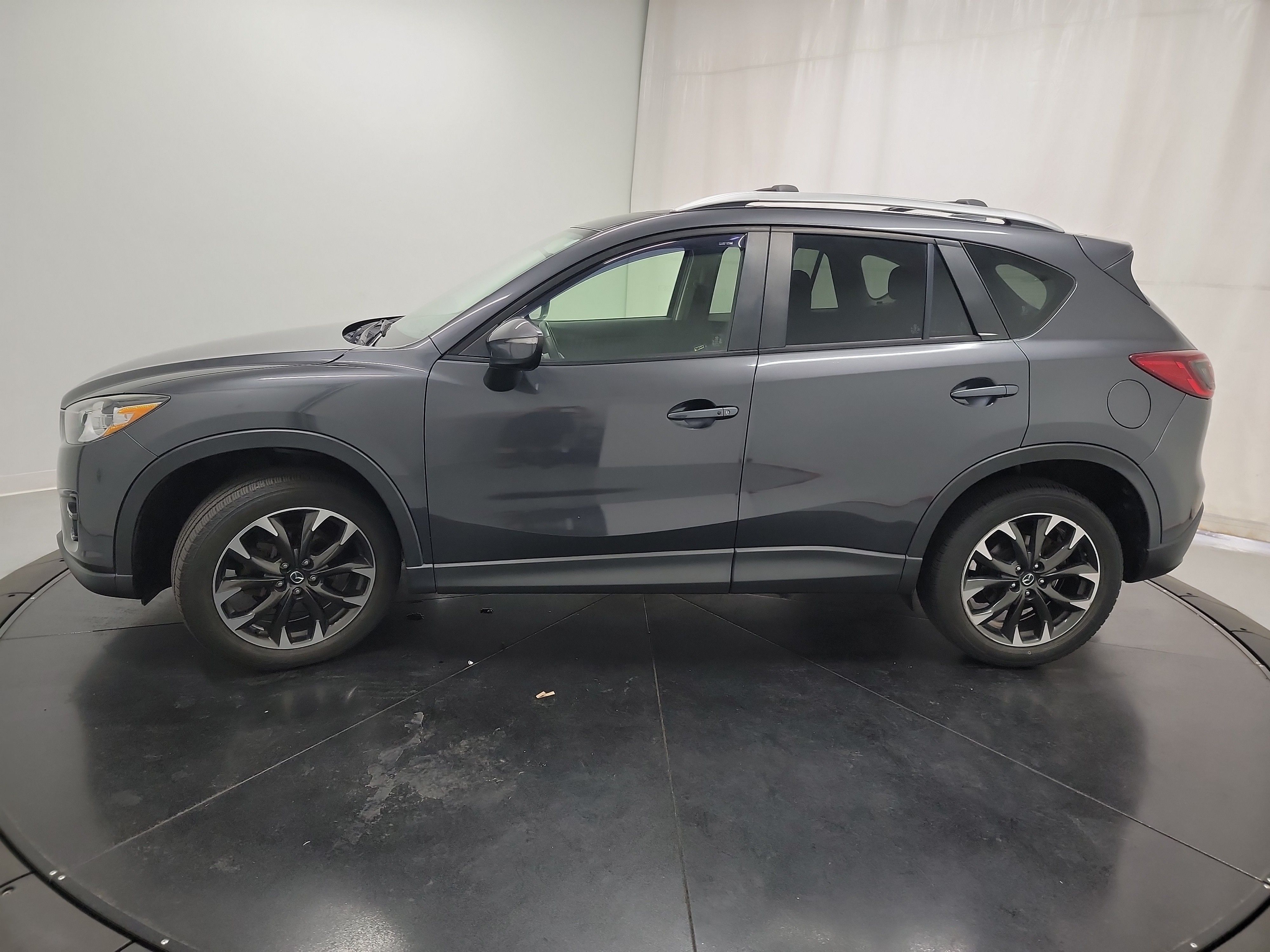 2016 Mazda CX-5 Grand Touring photo