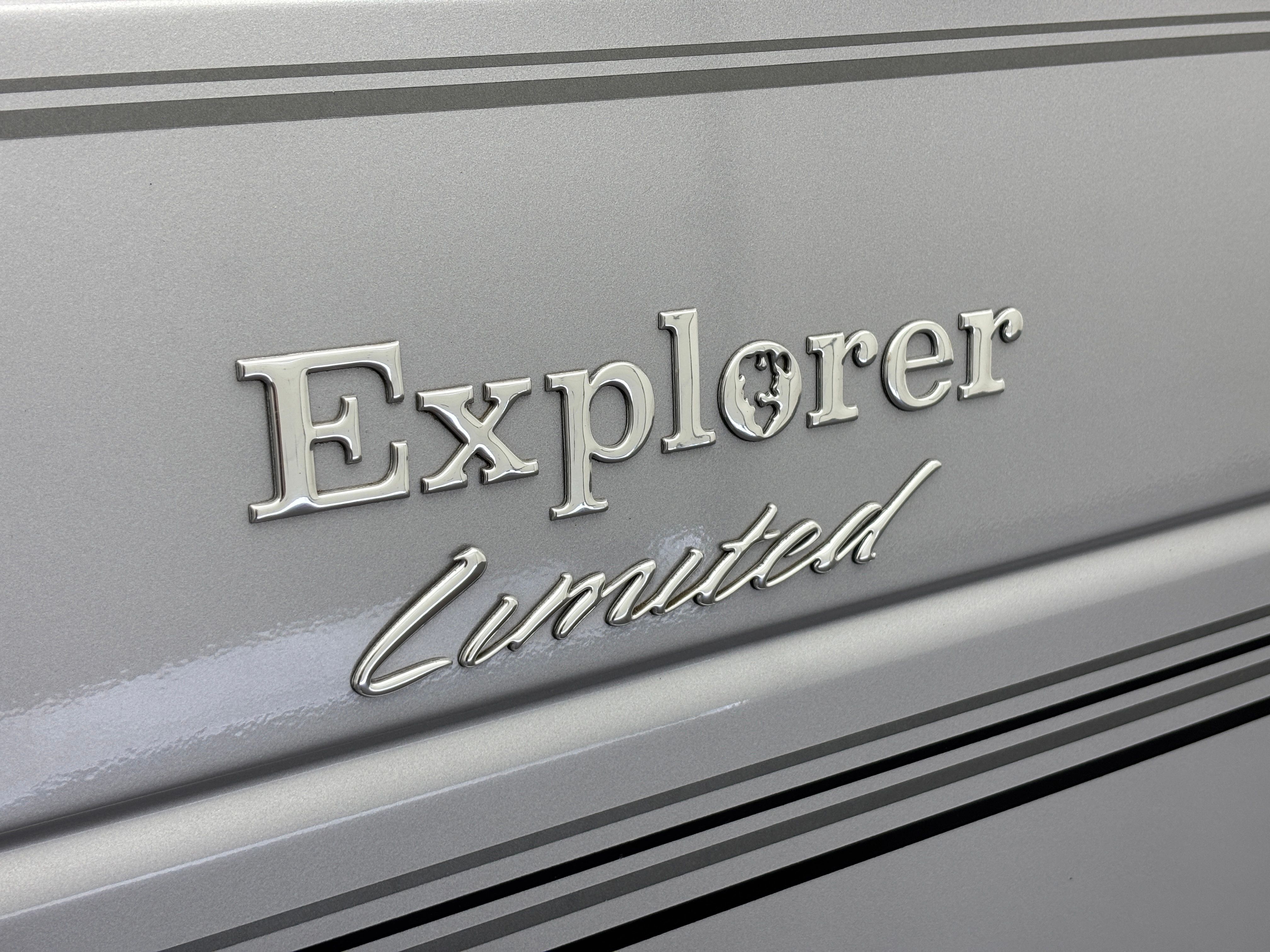 Used 2013 Ingot Silver Ford Explorer Limited SE image 45