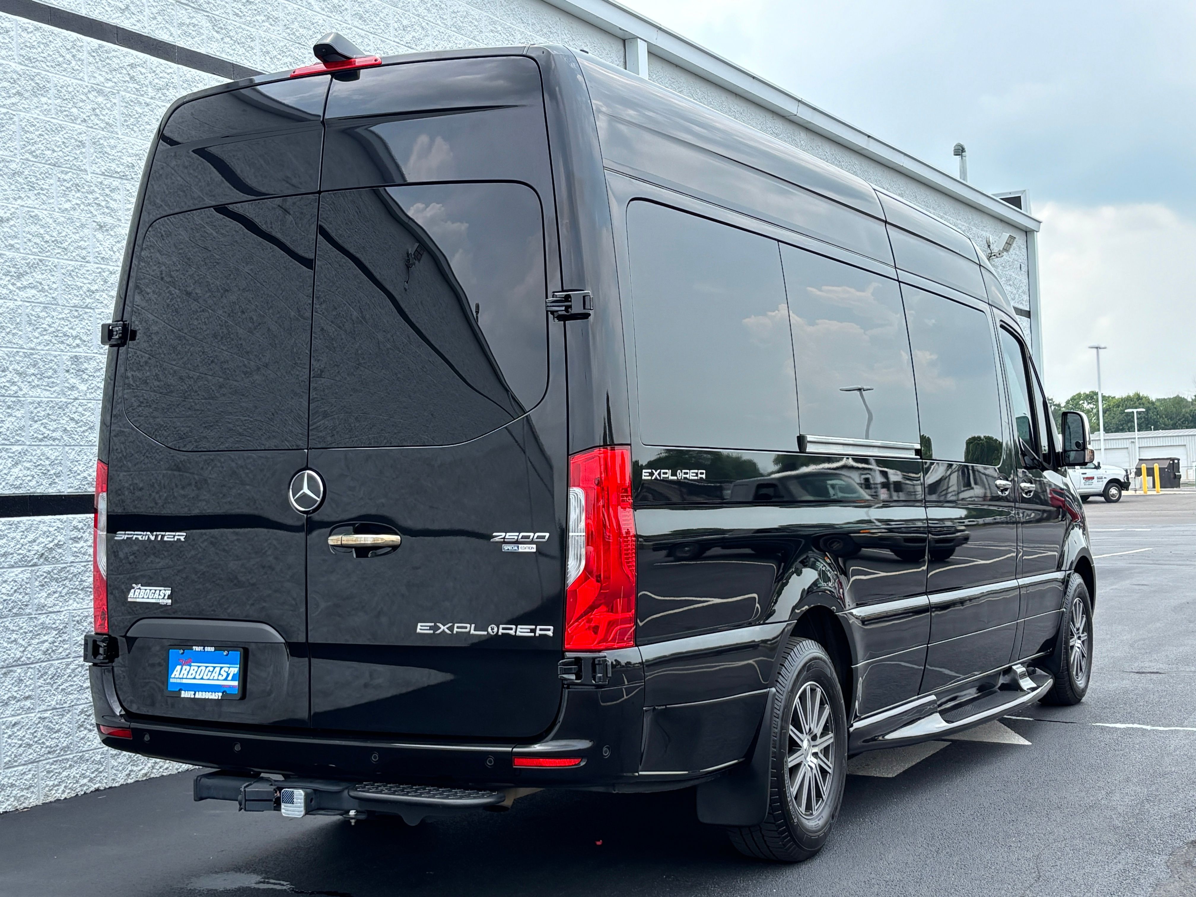 Used 2023 Black Mercedes-Benz Explorer Limited SE image 10