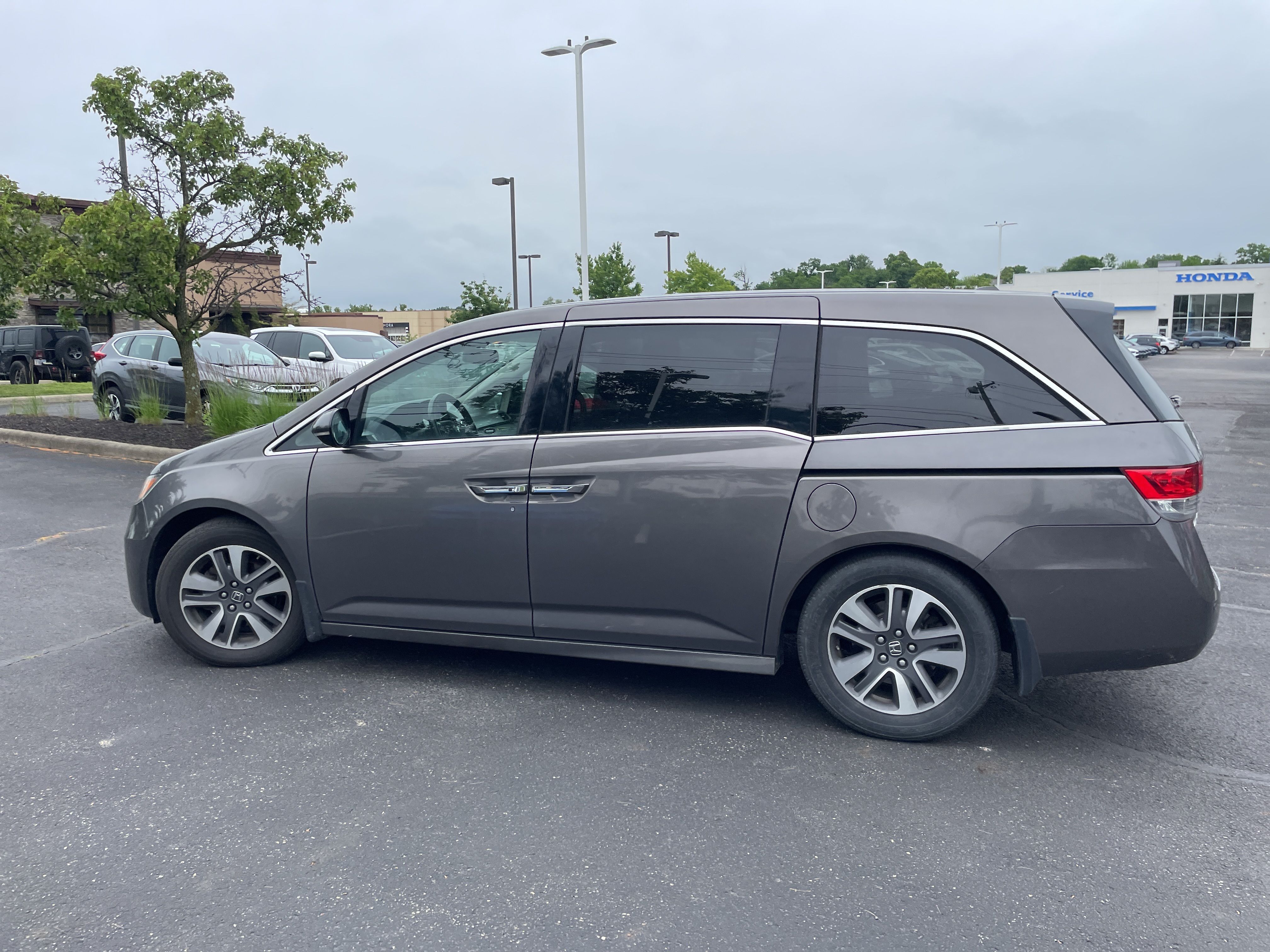 2015 Honda Odyssey Touring Elite photo
