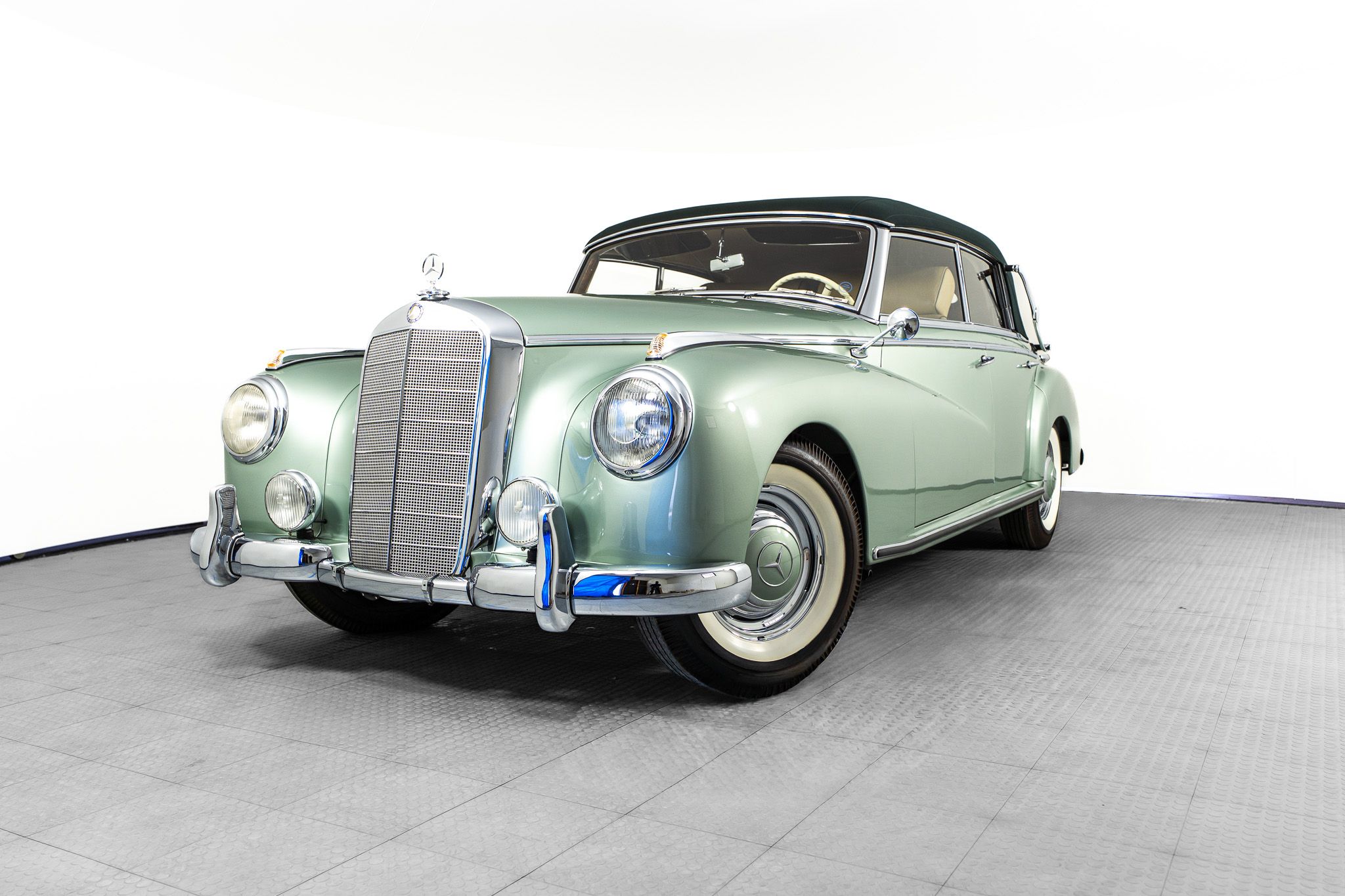 1953 Mercedes-Benz 300 