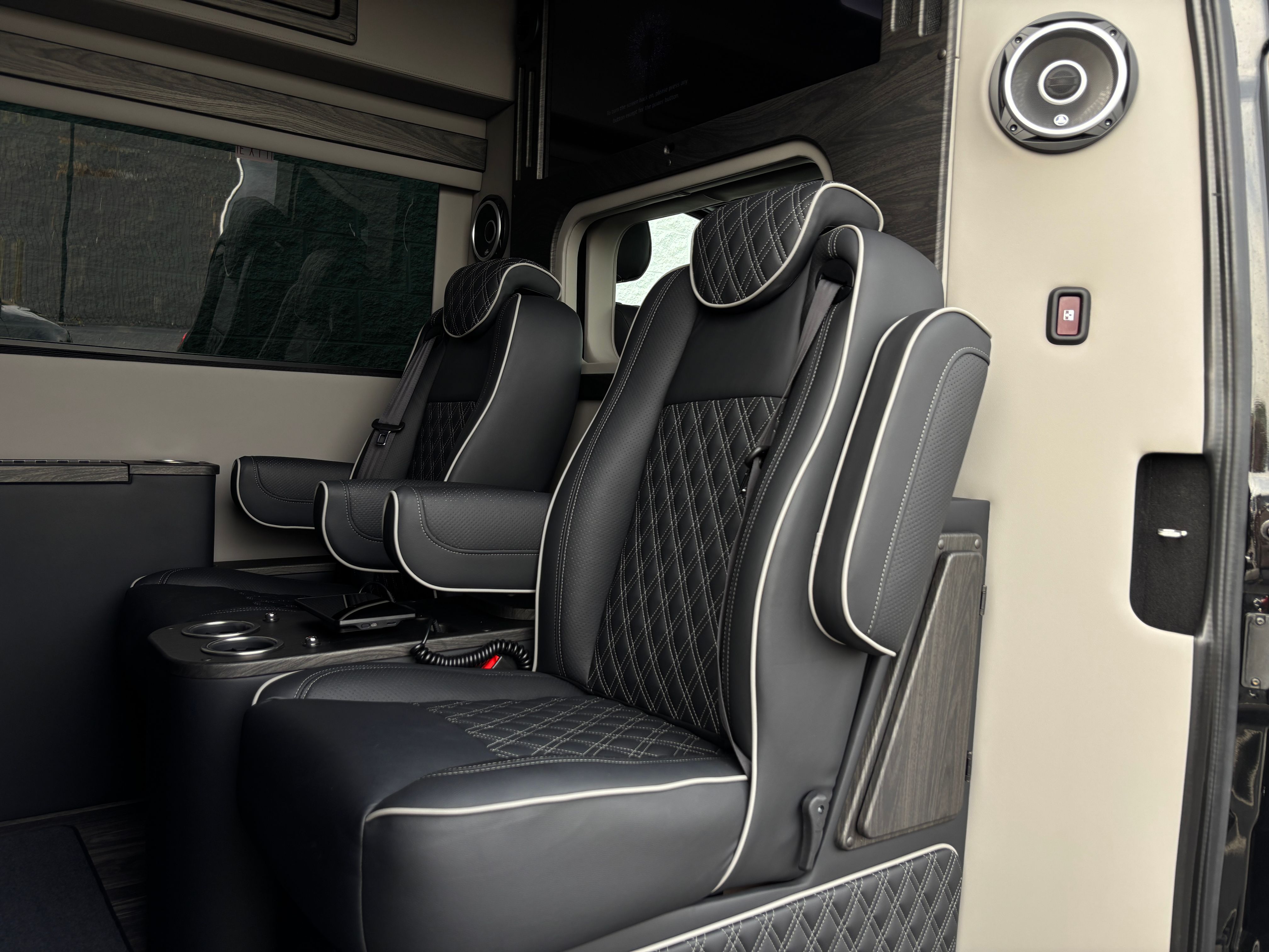 New 2027 Black Mercedes-Benz Discovery Executive image 42