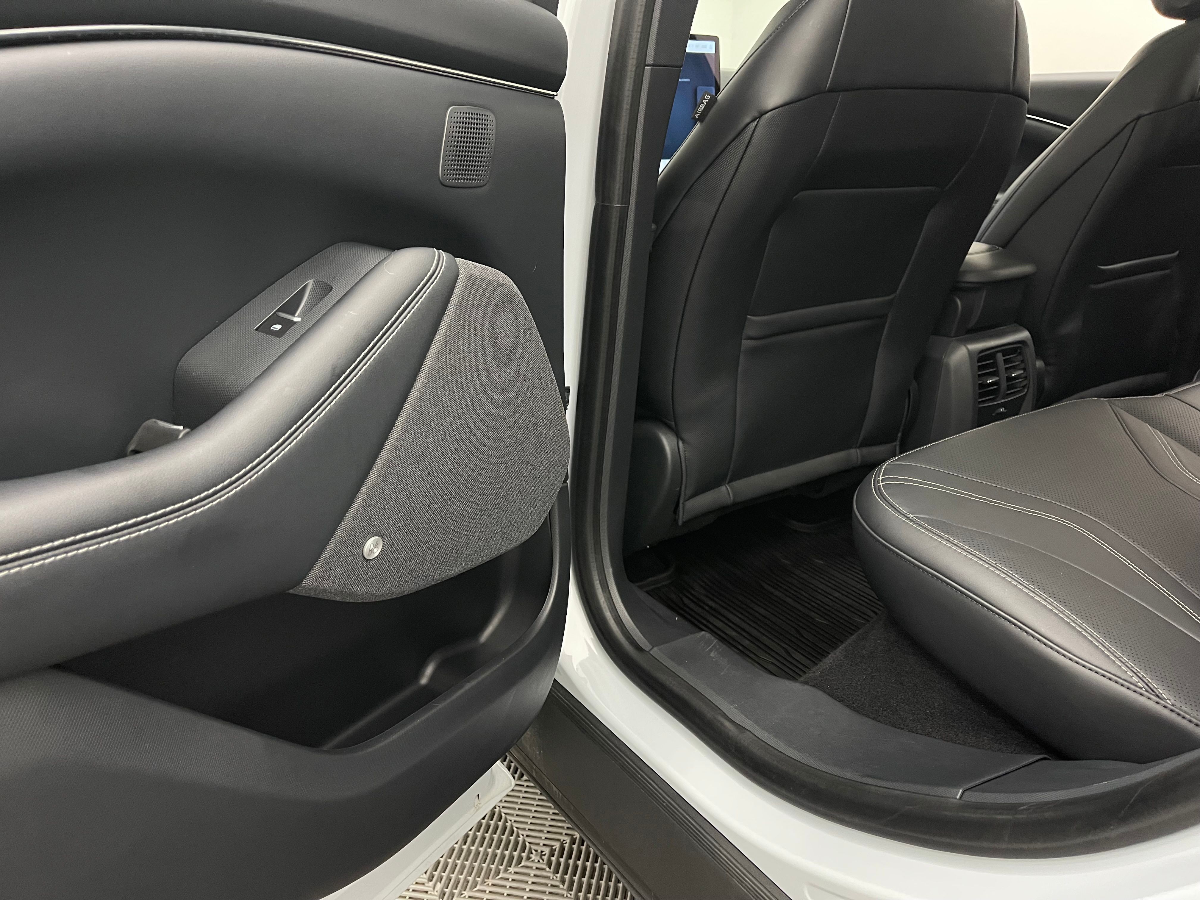 Used 2021 White Metallic Ford Premium image 40