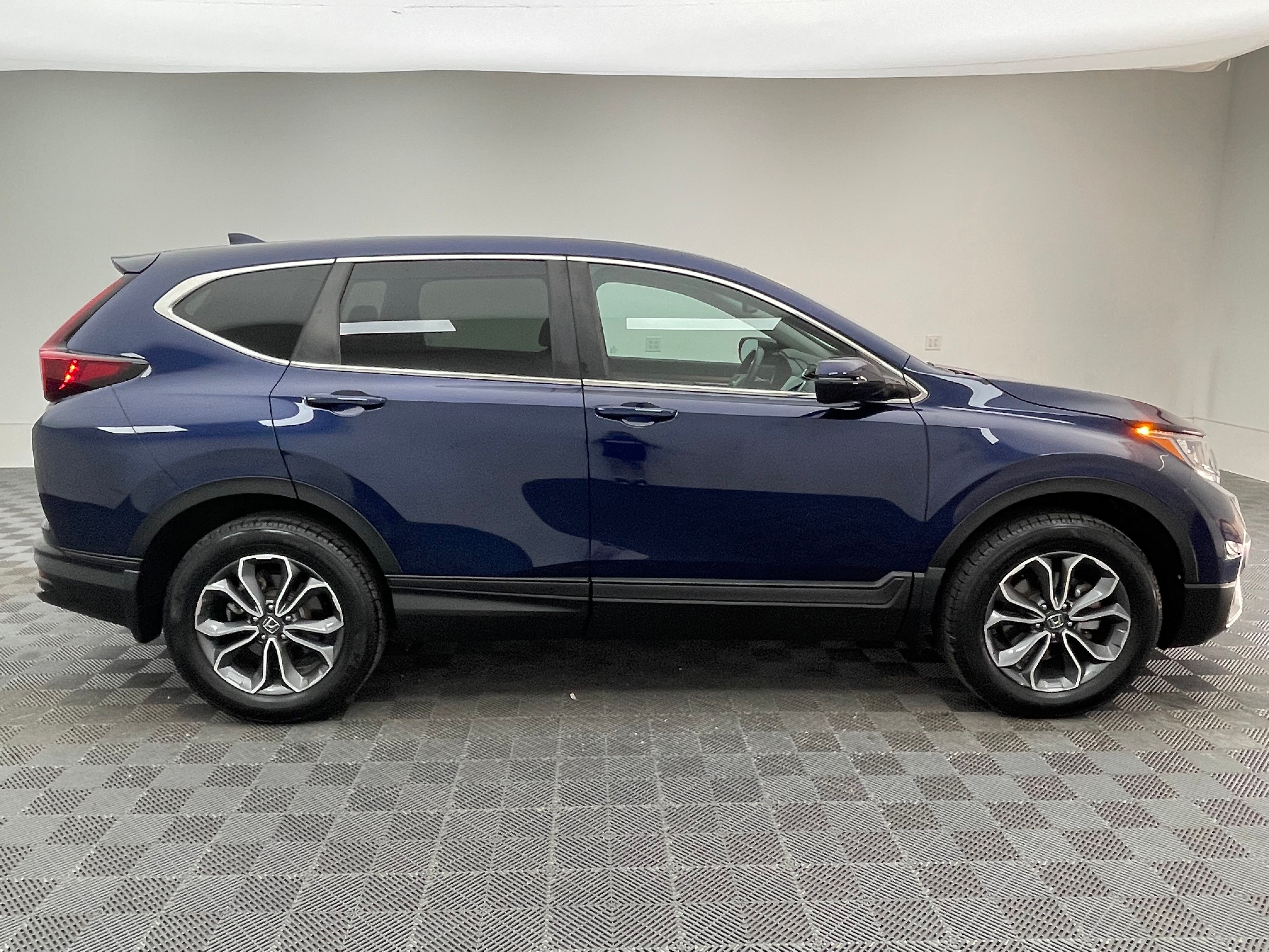 Used 2022 Obsidian Blue Pearl Honda EX-L image 7