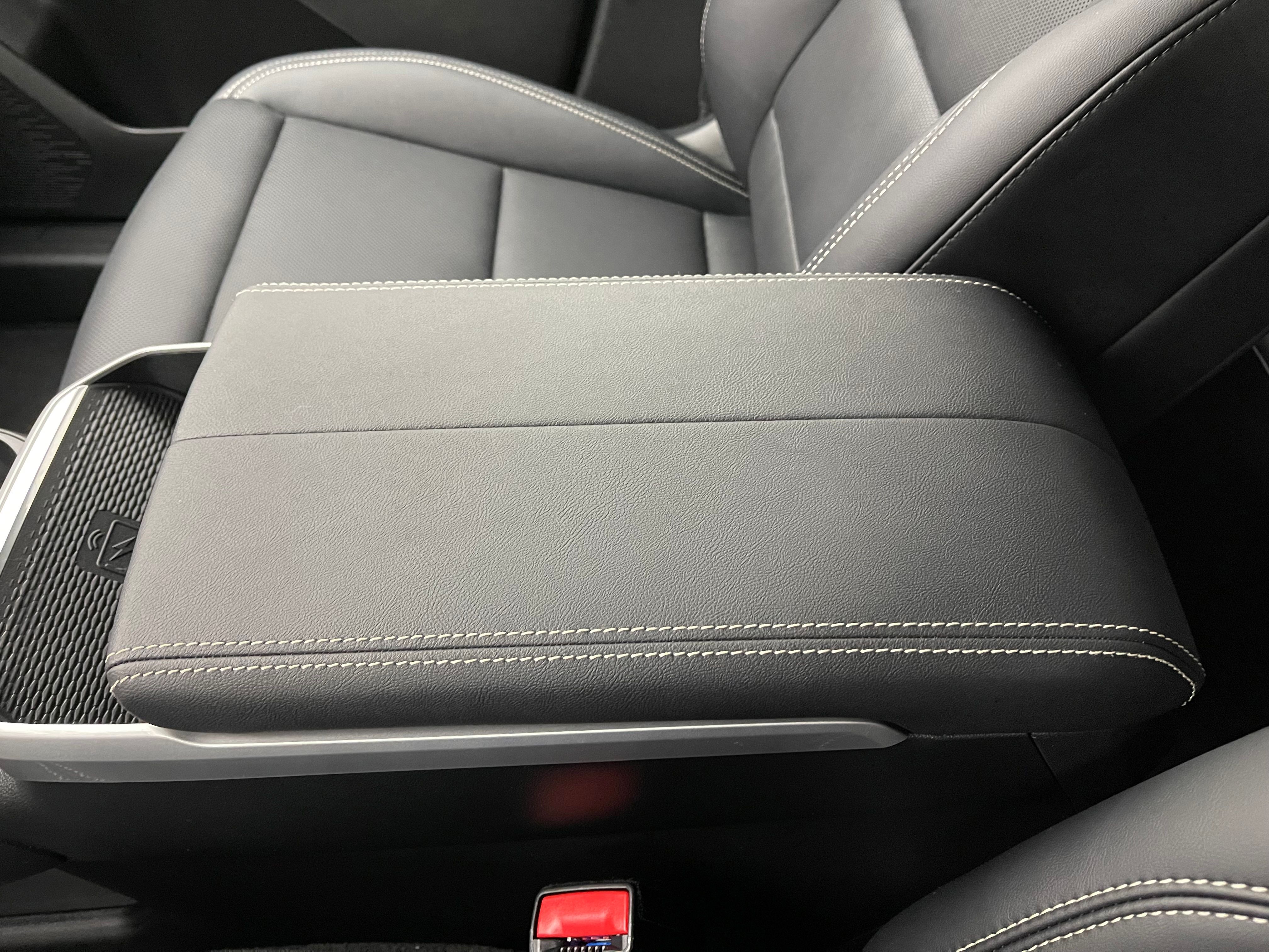 New 2027 Ebony Twilight Metallic GMC Elevation image 30