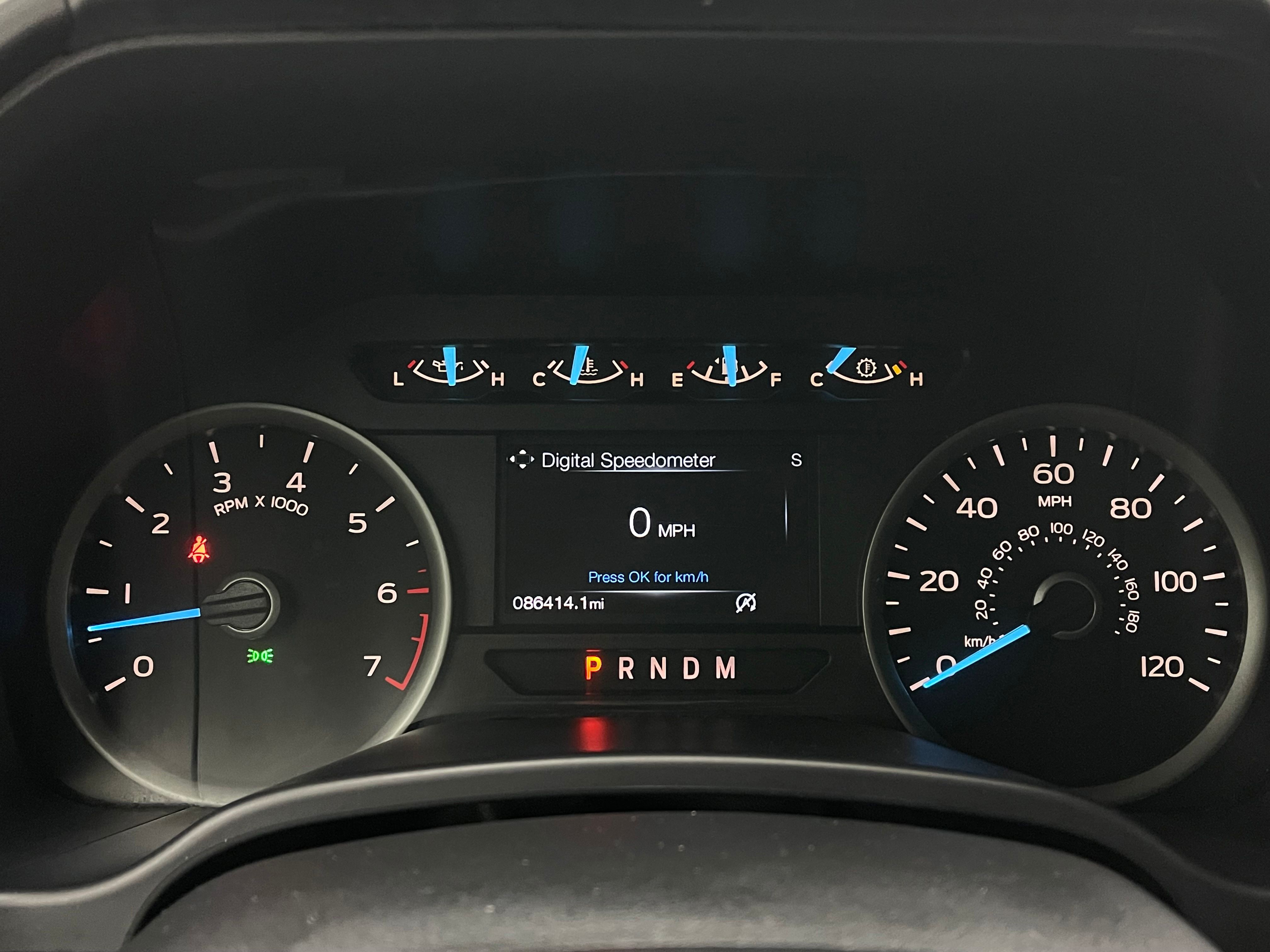 Used 2018 Oxford White Ford XLT image 18
