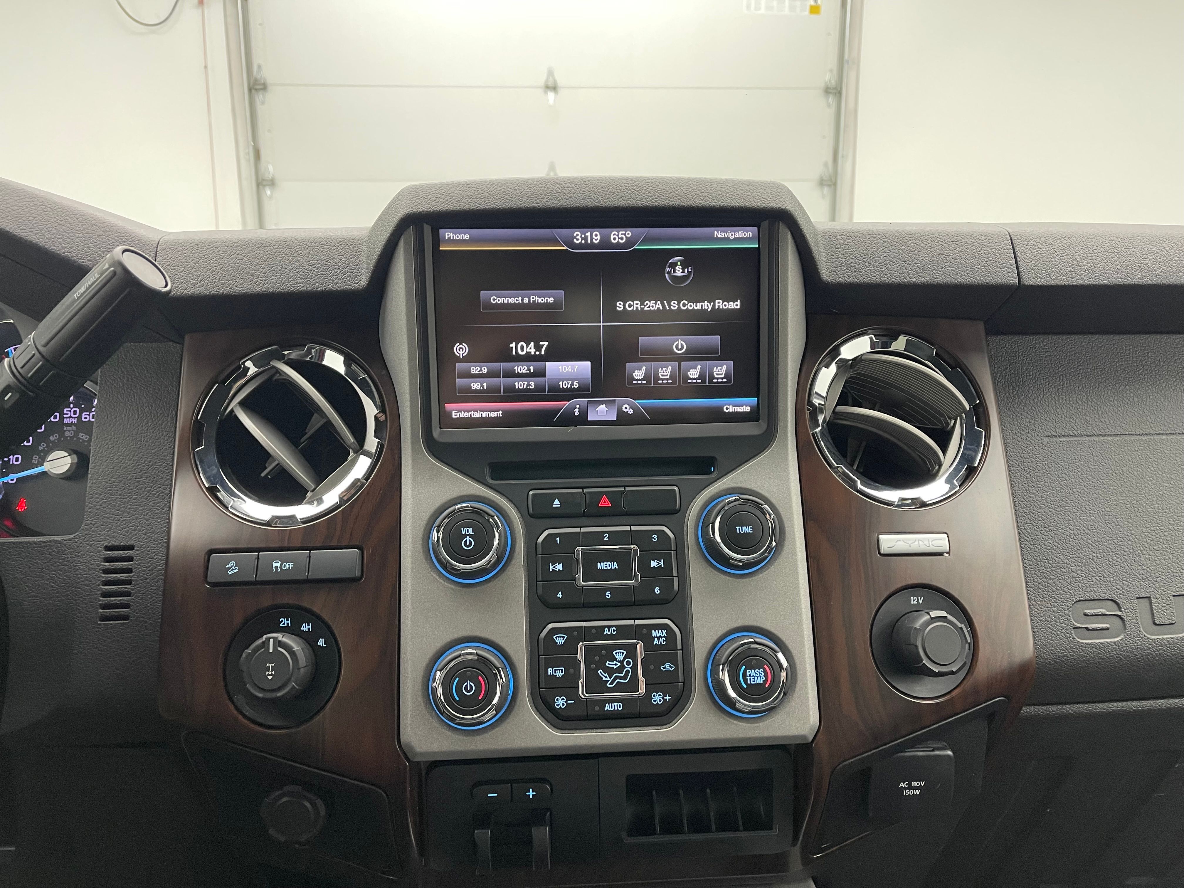 Used 2015 Ruby Red Metallic Ford Lariat image 21
