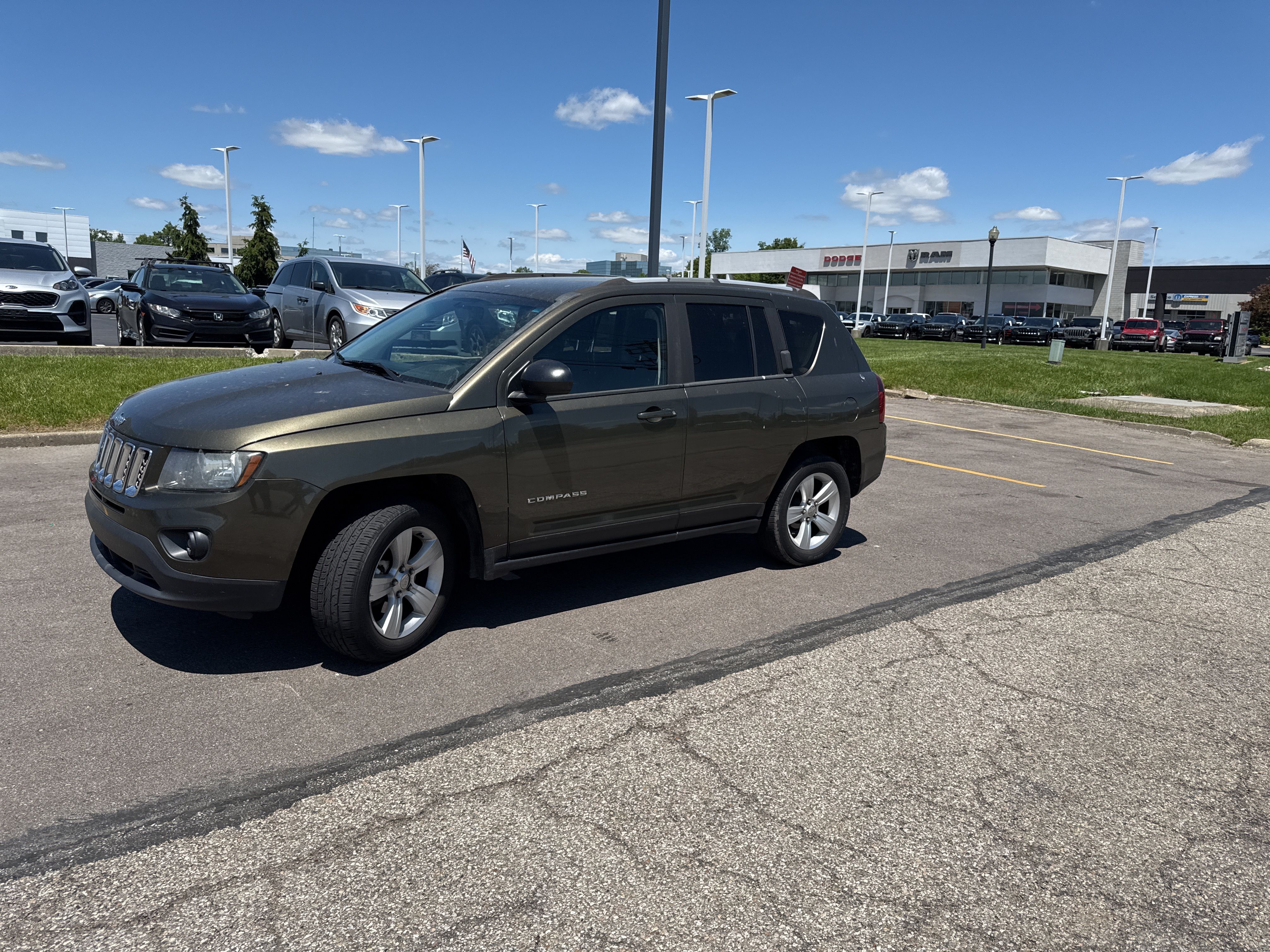 2015 Jeep Compass Sport photo