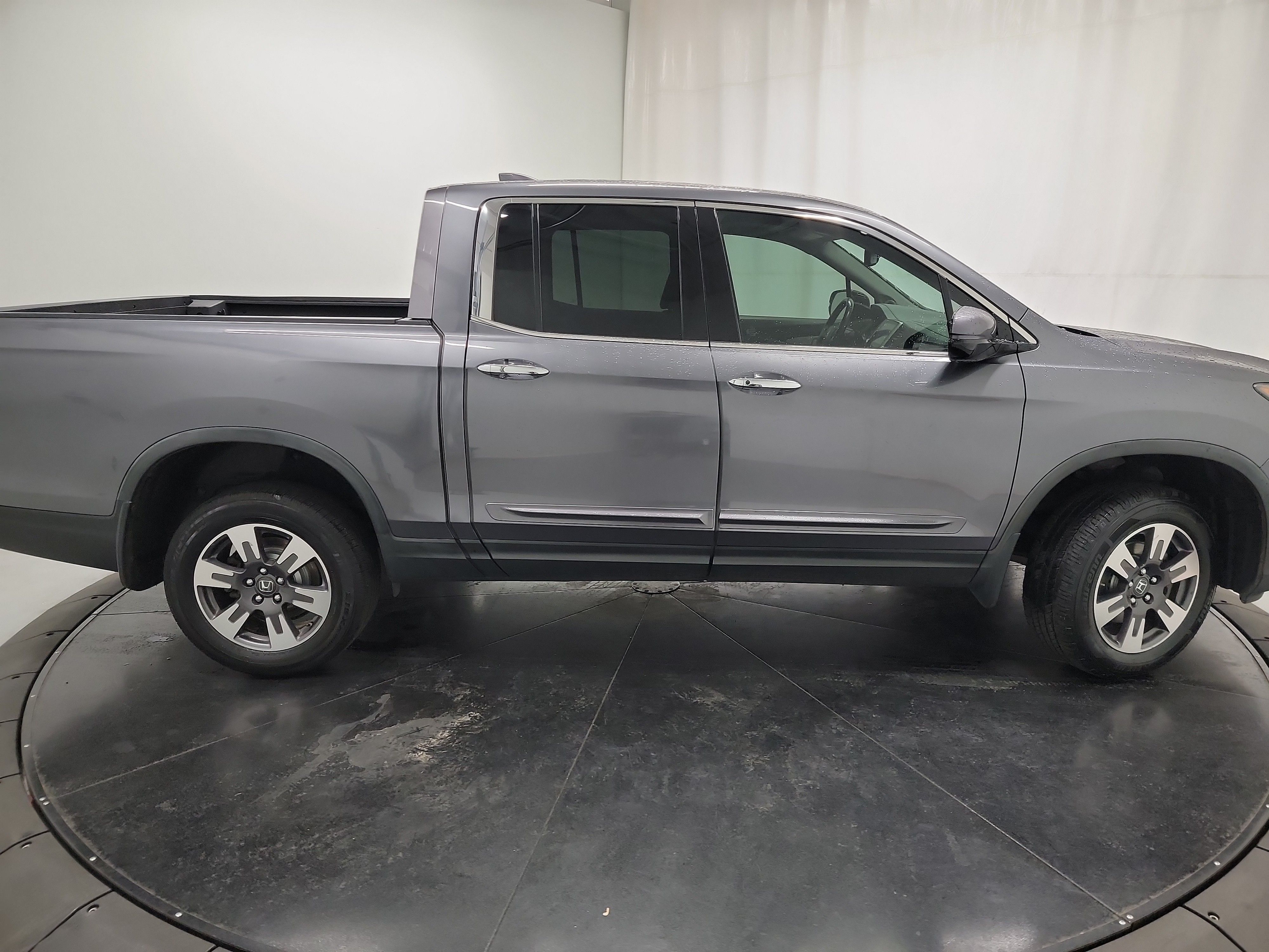 2017 Honda Ridgeline RTL-E photo