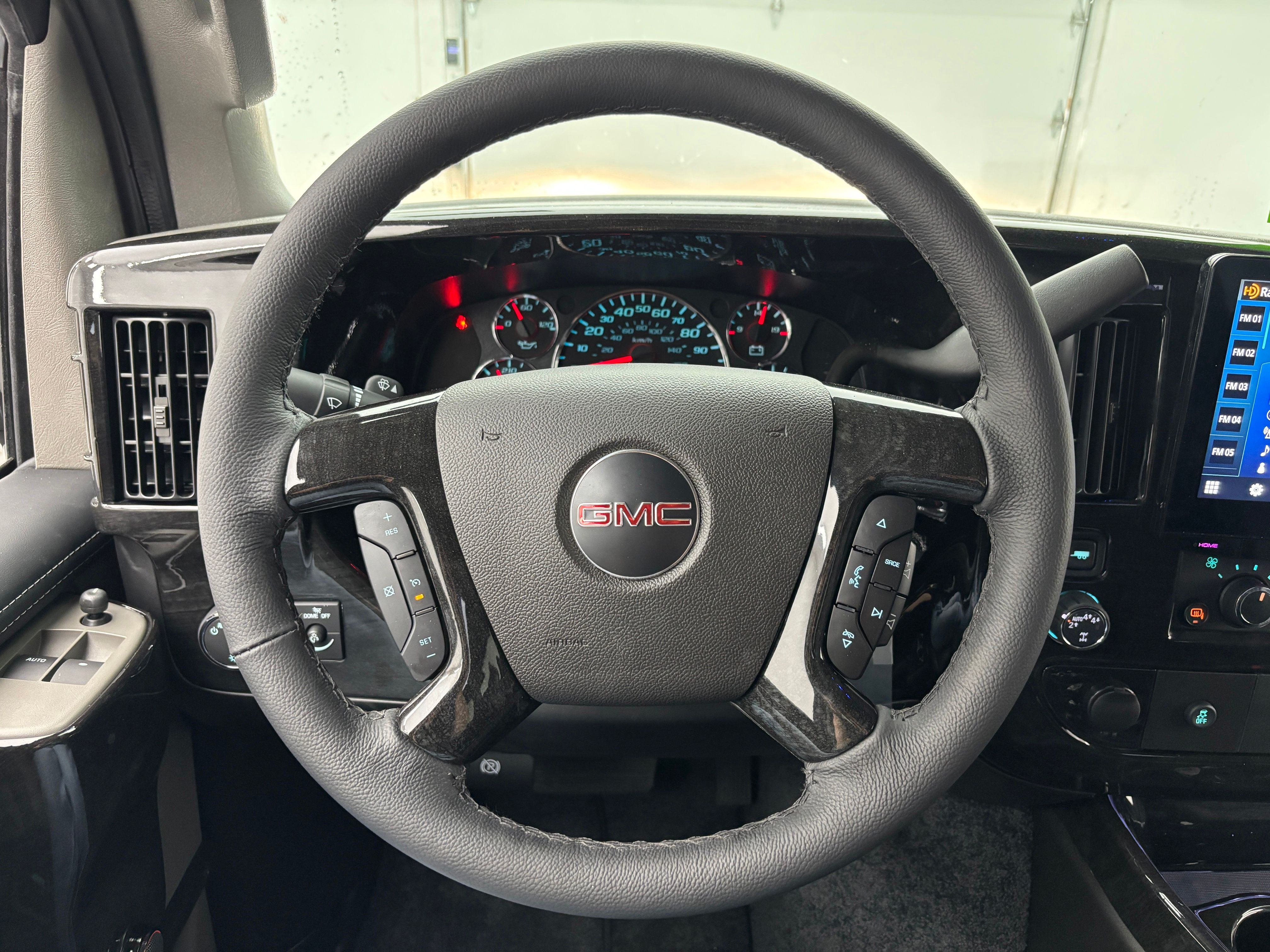 New 2026 Onyx Black GMC Explorer Limited SE image 29