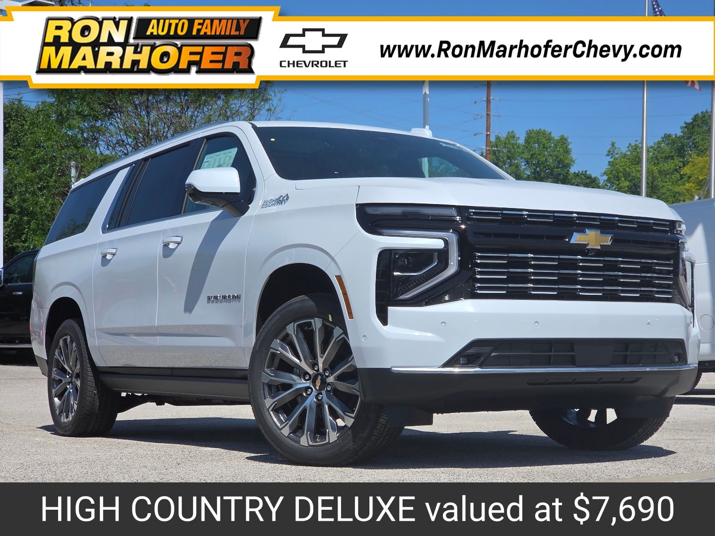 Polar White Tricoat 2026 Chevrolet Suburban SUV / Crossover Four-Wheel Drive