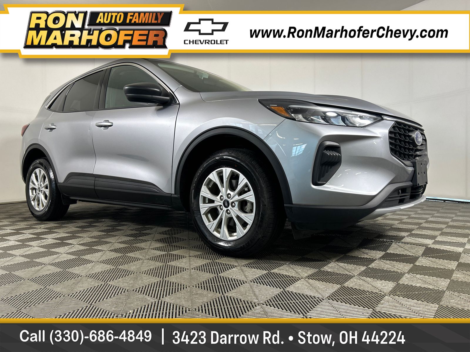 Silver Metallic 2024 Ford Escape SUV / Crossover All-Wheel Drive 8-Speed Automatic