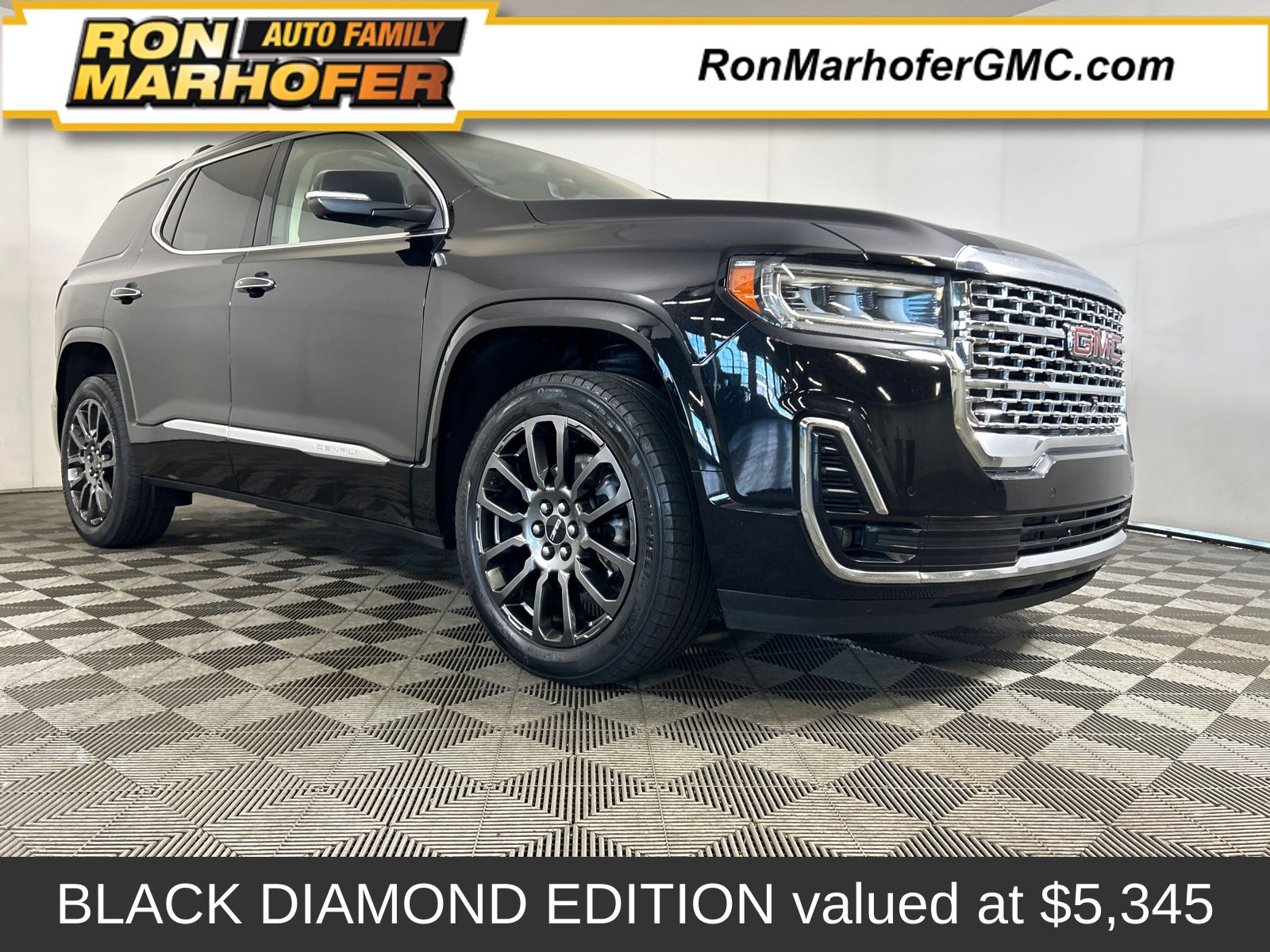 2023 GMC Acadia Denali AWD