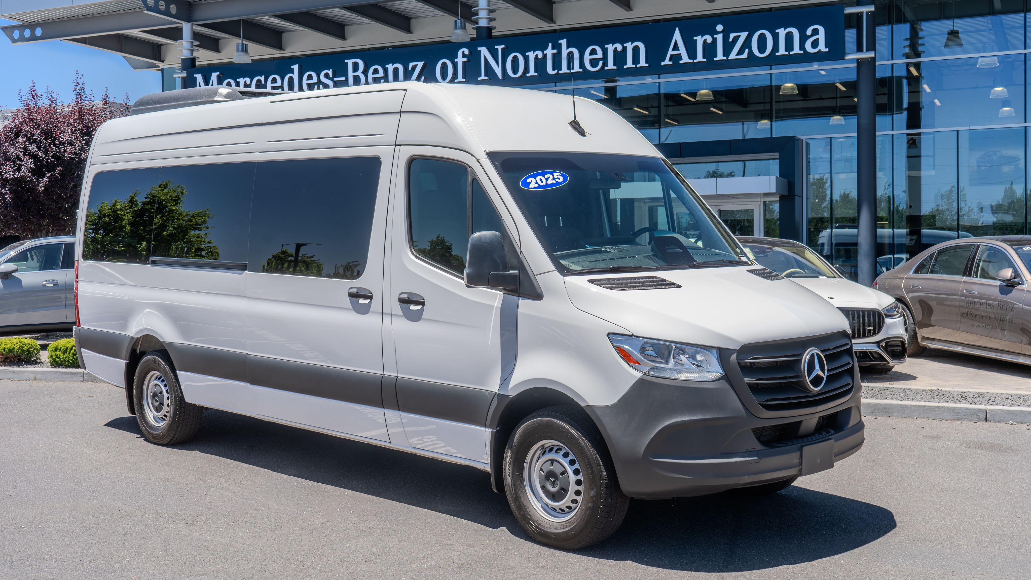 2025 Mercedes-Benz Sprinter 2500 170 High Roof Passenger Van RWD