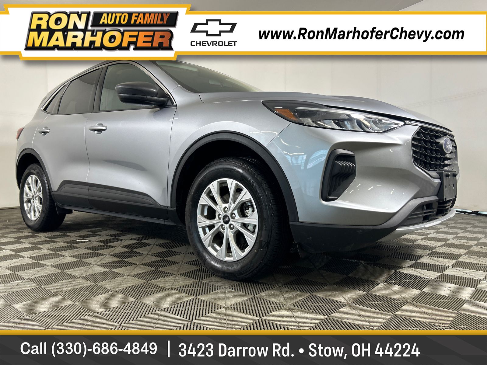 Silver Metallic 2024 Ford Escape SUV / Crossover All-Wheel Drive 8-Speed Automatic