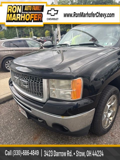Onyx Black 2011 GMC Sierra 1500 Pickup Truck Four-Wheel Drive 6-Speed Automatic