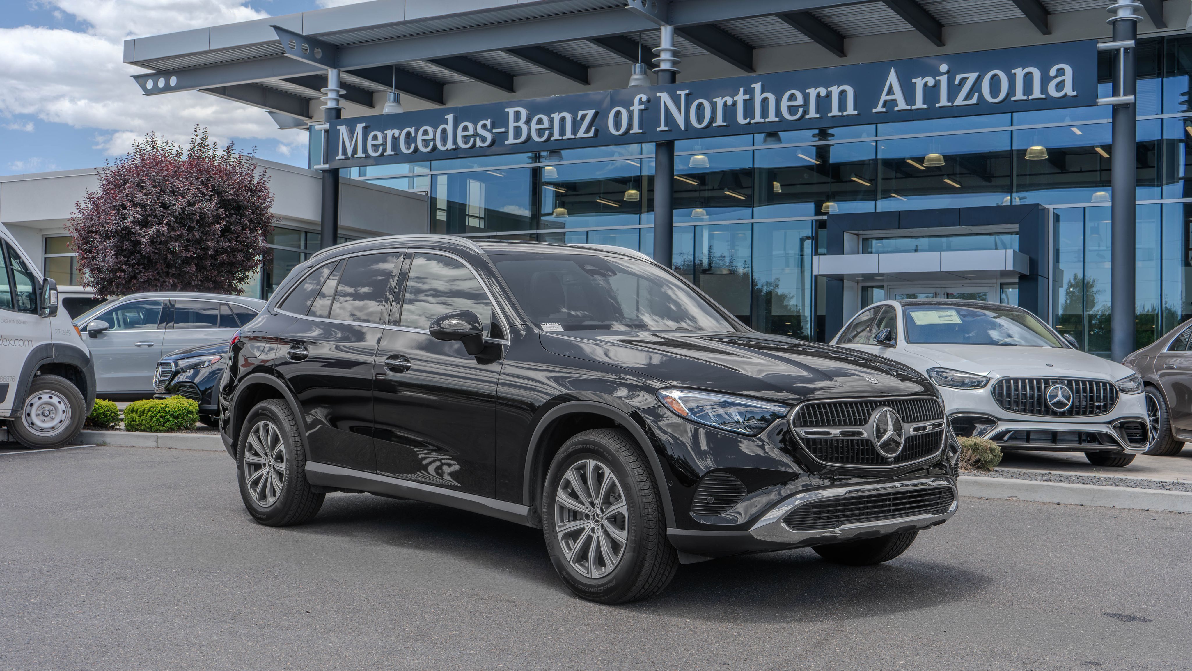 2026 Mercedes-Benz GLC 300 4MATIC