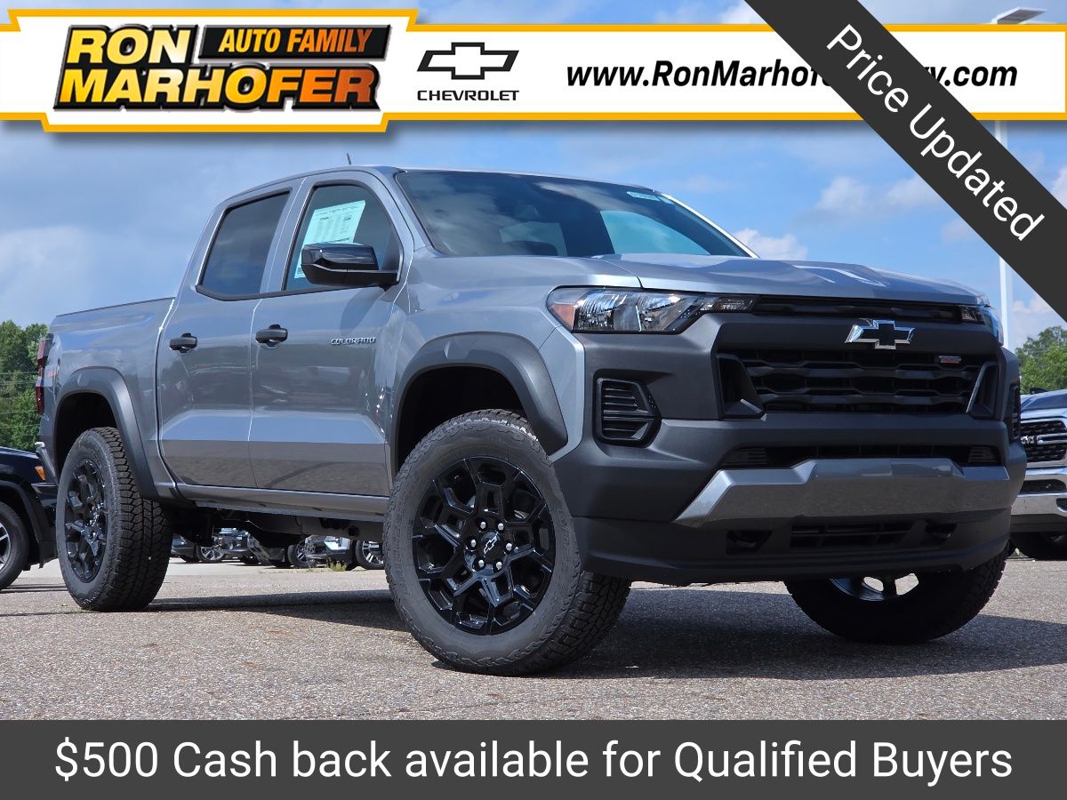 Sterling Gray Metallic 2026 Chevrolet Colorado Pickup Truck Four-Wheel Drive 8-Speed Automatic