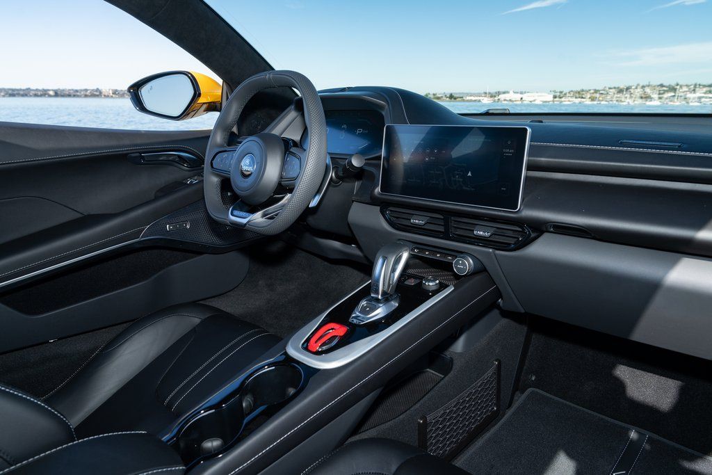 2026 Lotus Emira Turbo SE - Photo 16