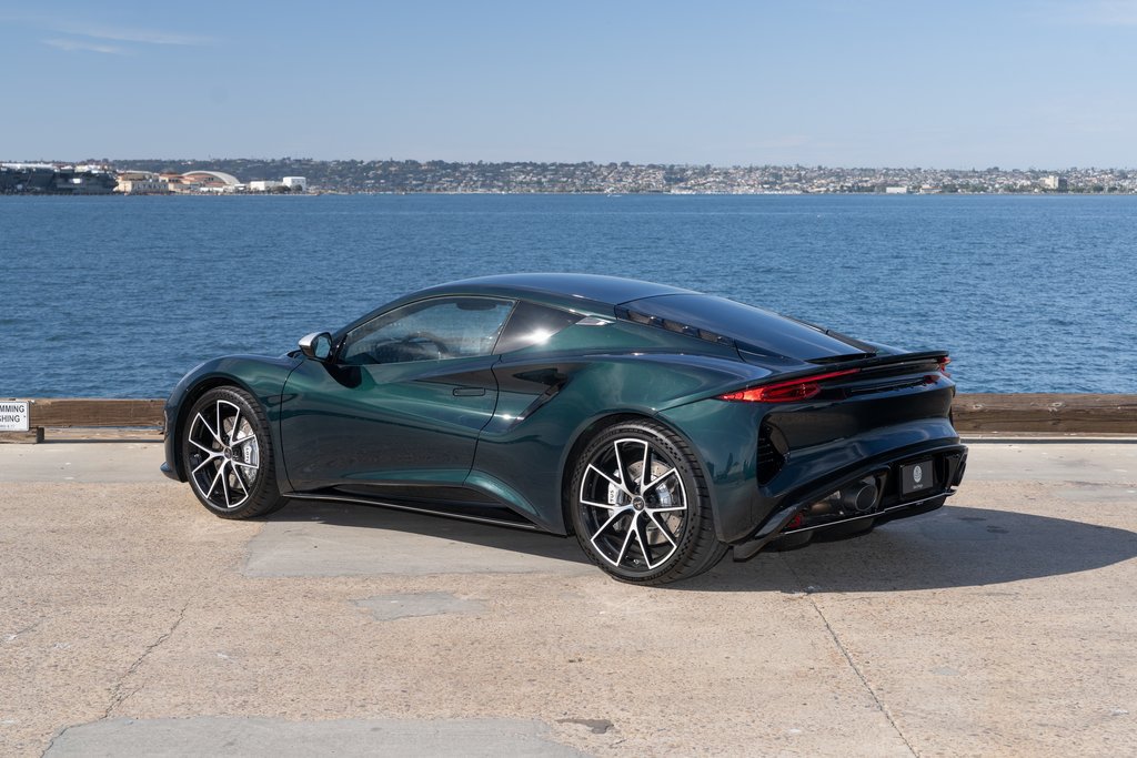 2026 Lotus Emira - Photo 5