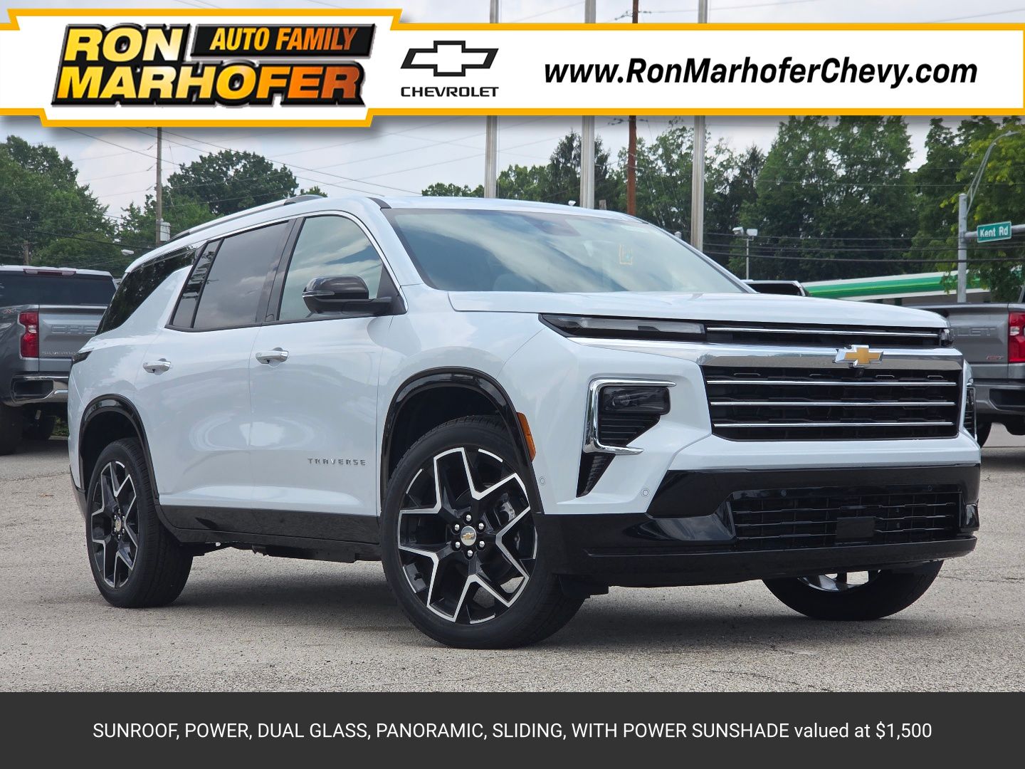 Polar White Tricoat 2026 Chevrolet Traverse SUV / Crossover Four-Wheel Drive 8-Speed Automatic