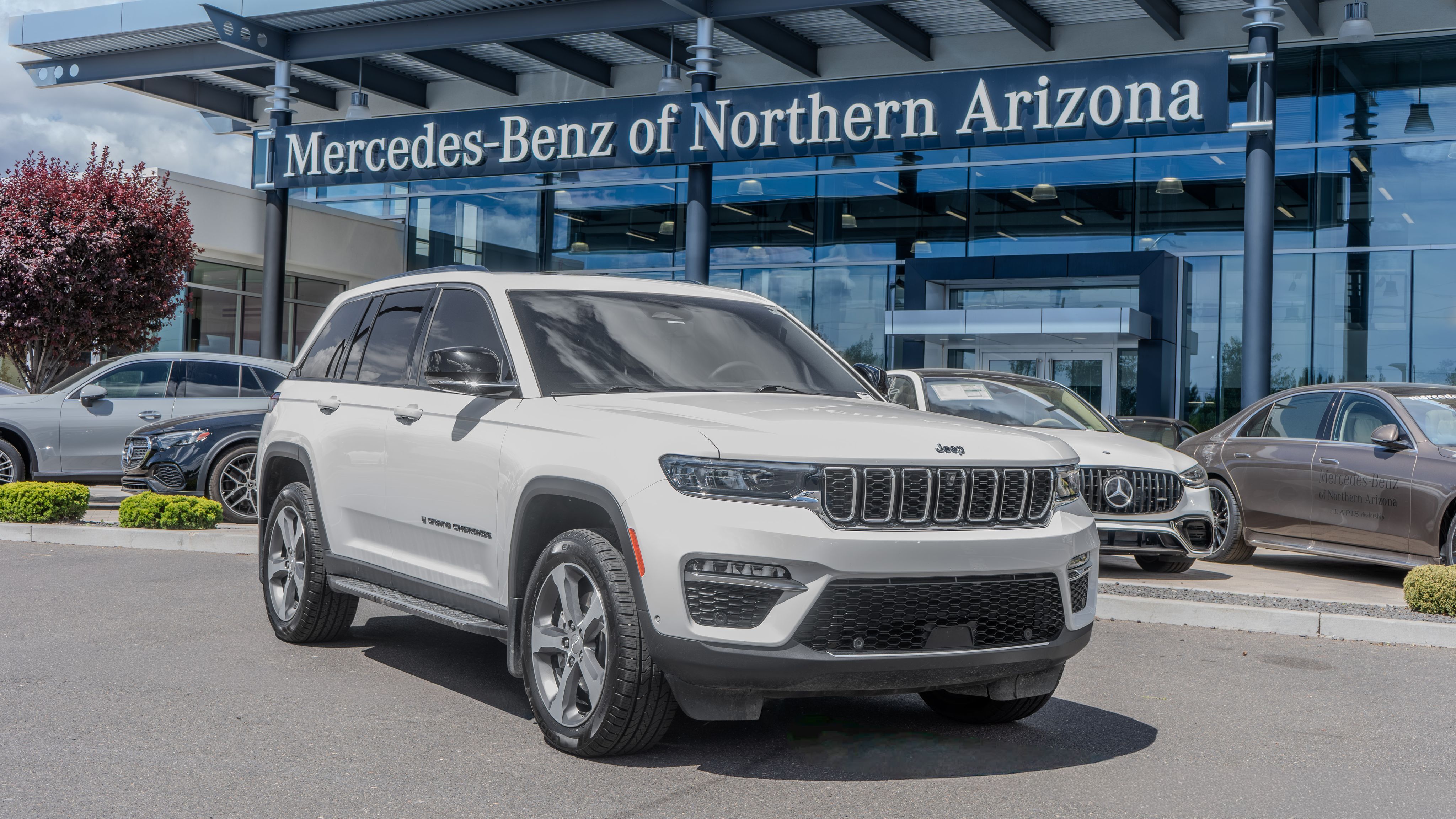 2023 Jeep Grand Cherokee 4xe 4WD