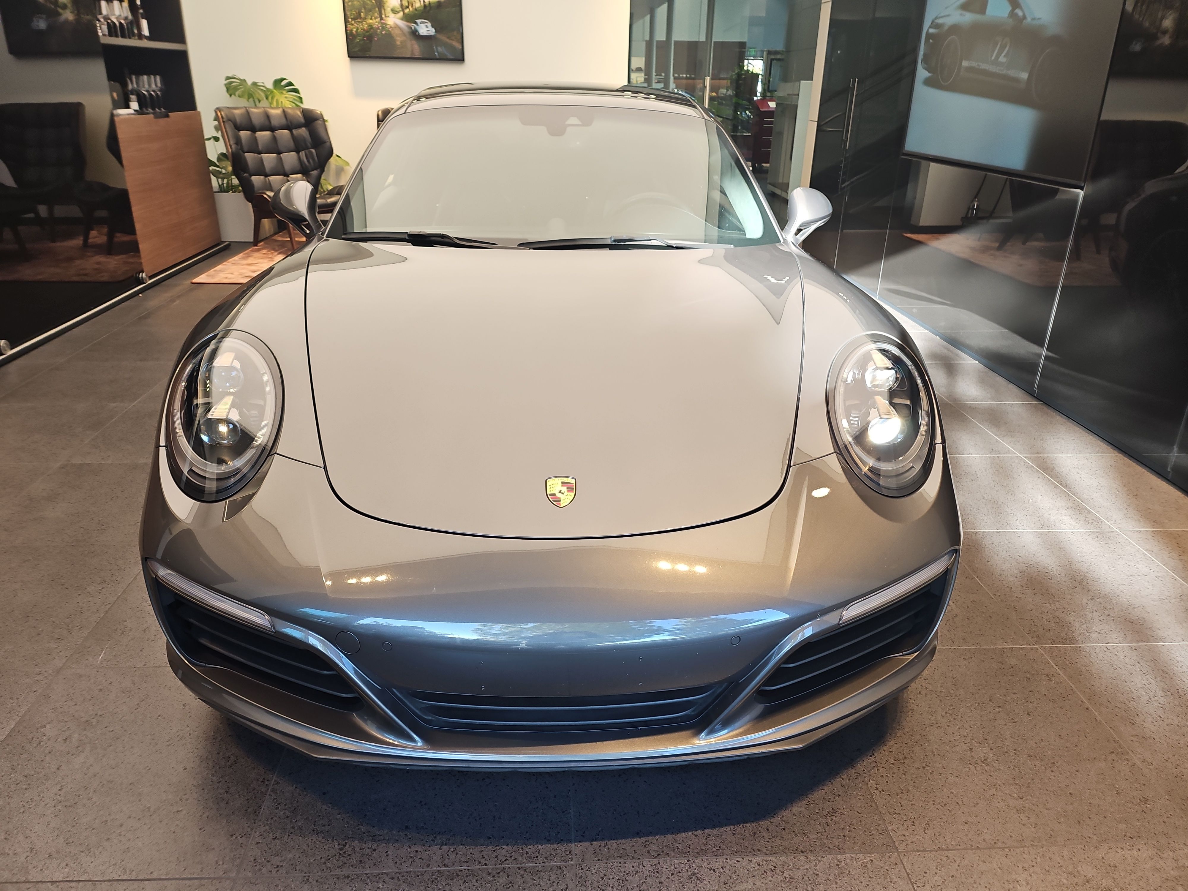 Gray 2019 Porsche 911 Coupe Rear-Wheel Drive 7-Speed Automatic