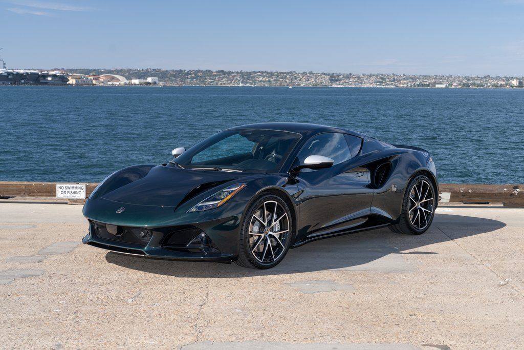 2026 Lotus Emira - Photo 26