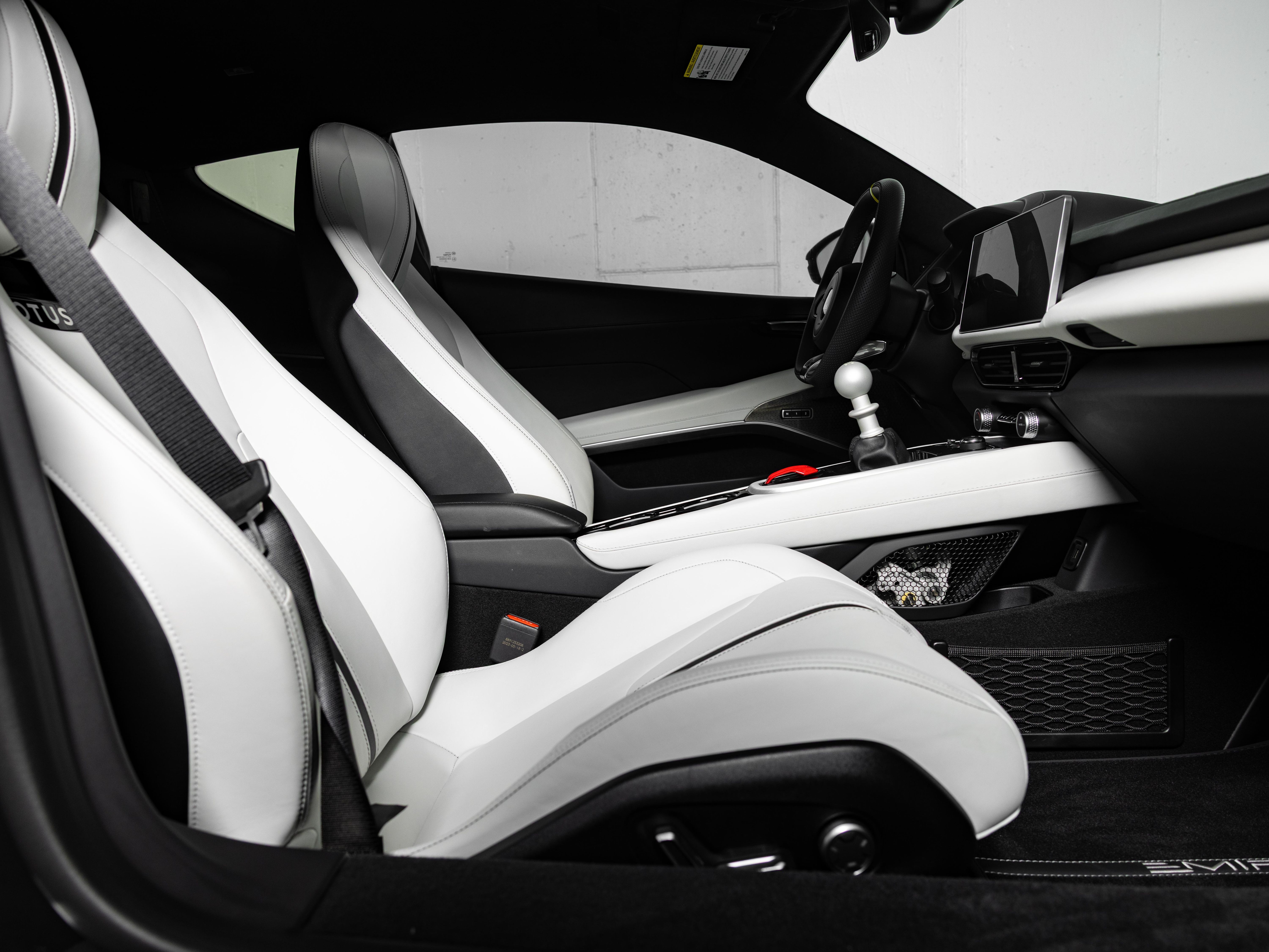 Used 2024 Gray Lotus V6 image 18