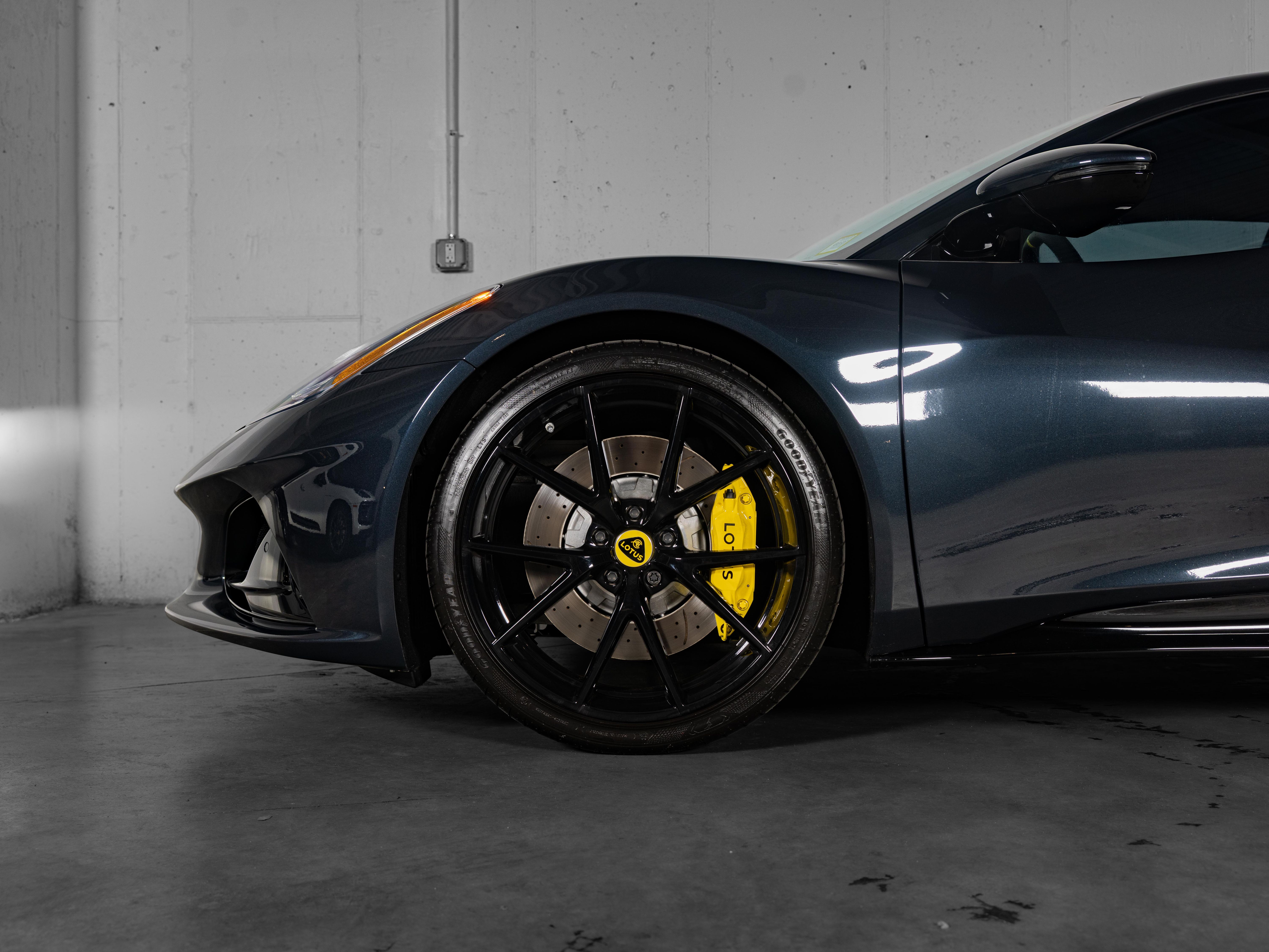 Used 2024 Gray Lotus V6 image 12