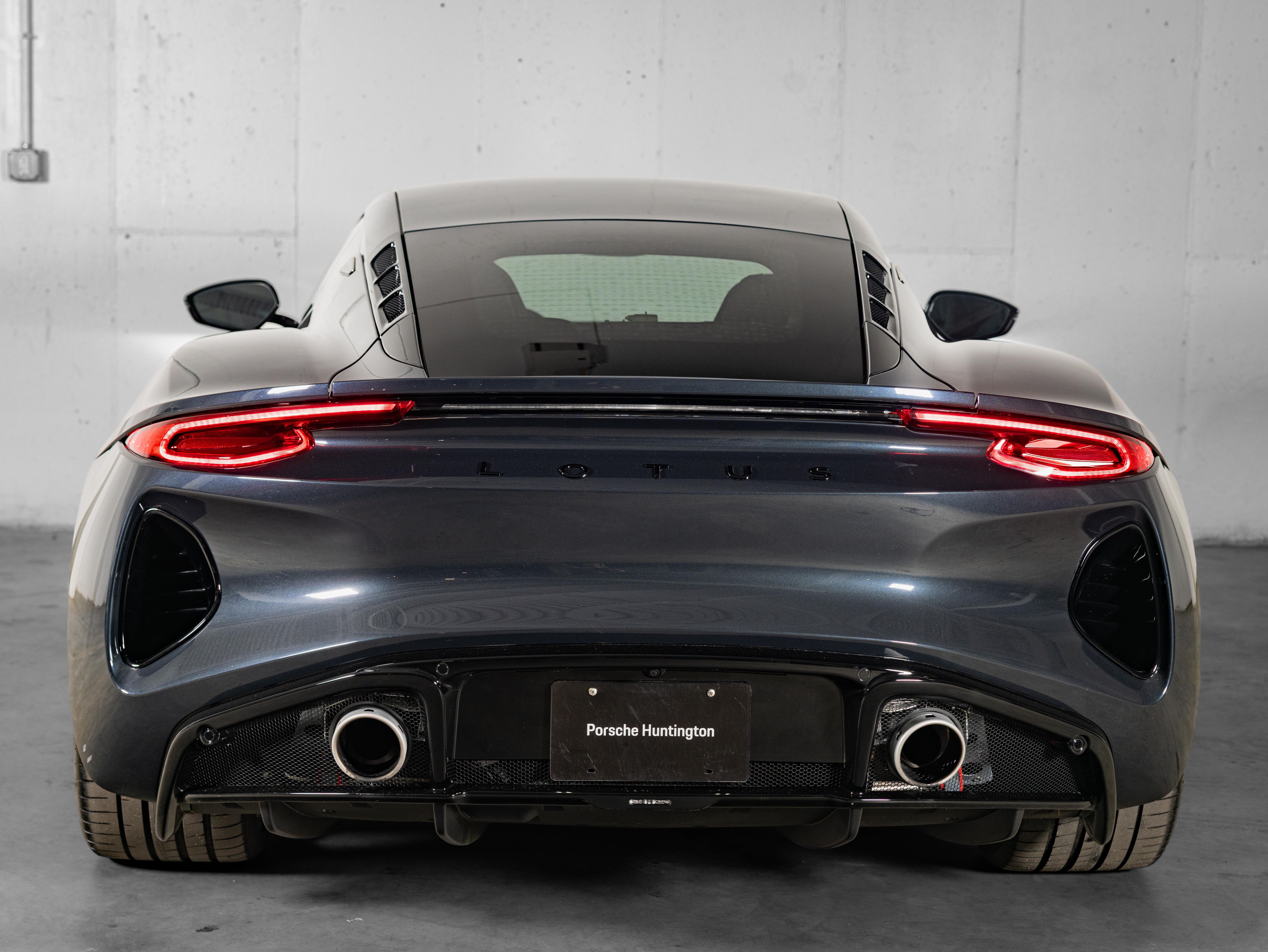 Used 2024 Gray Lotus V6 image 7