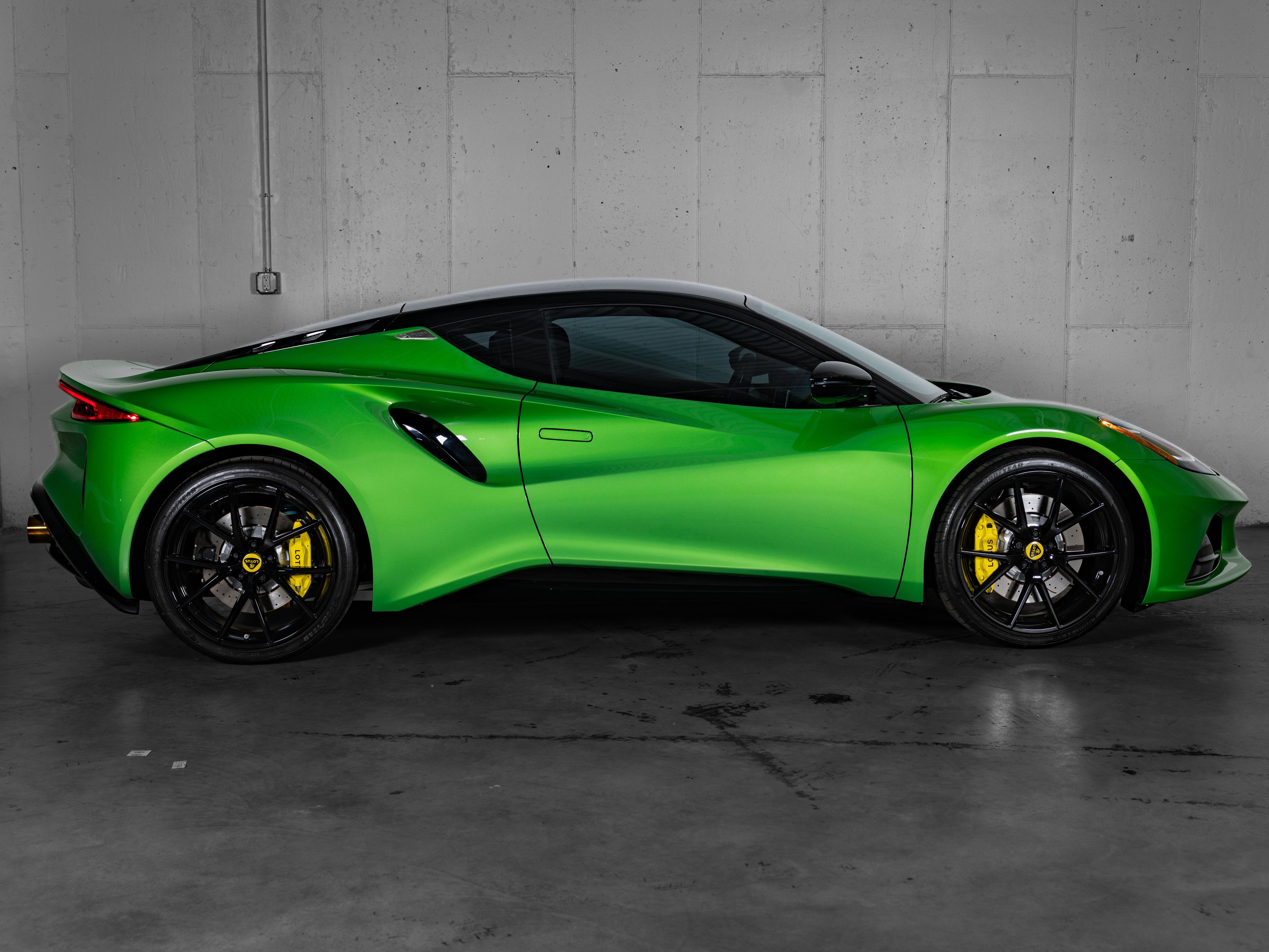 Used 2026 Green Lotus V6 SE image 9