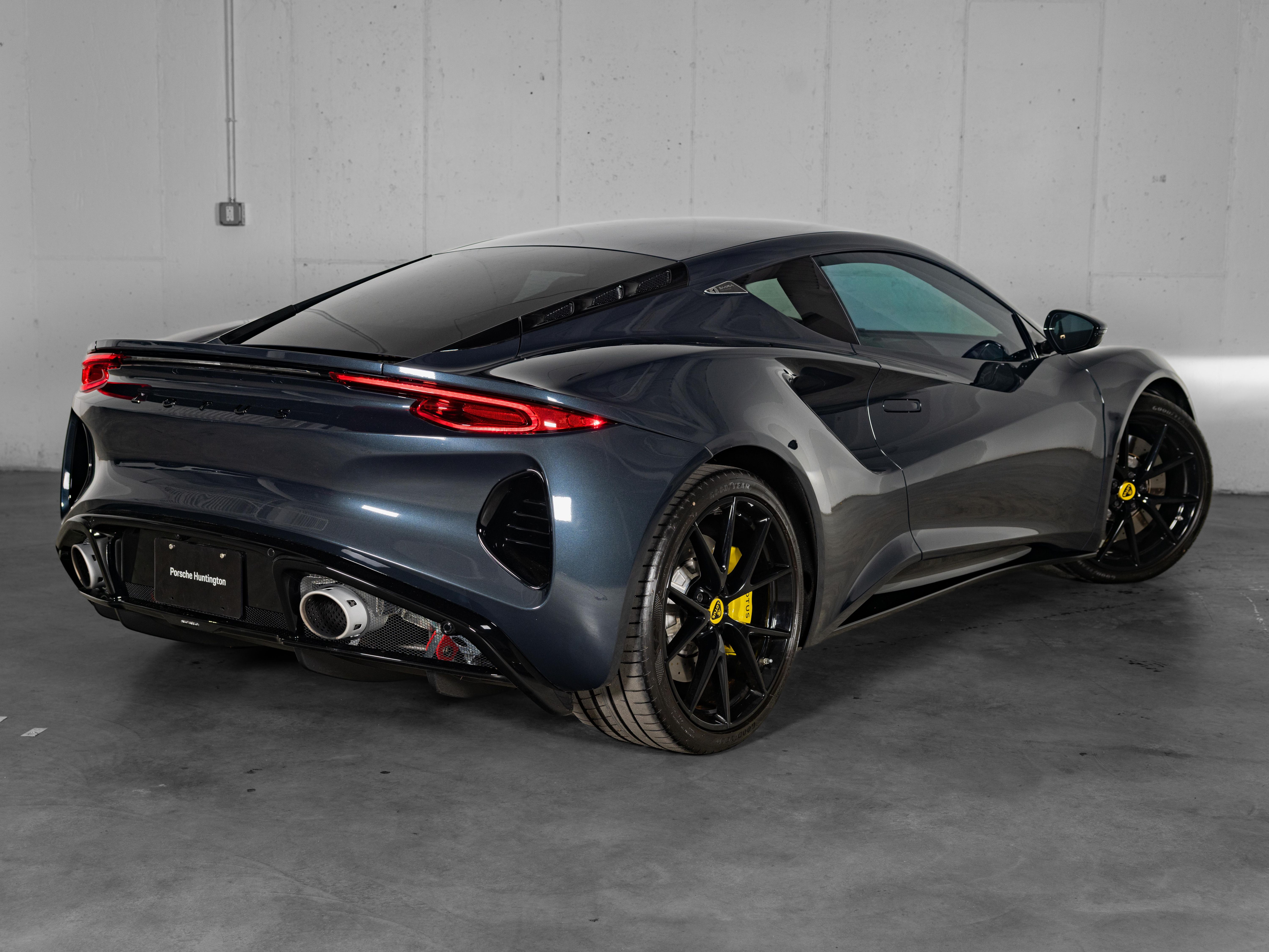 Used 2024 Gray Lotus V6 image 8