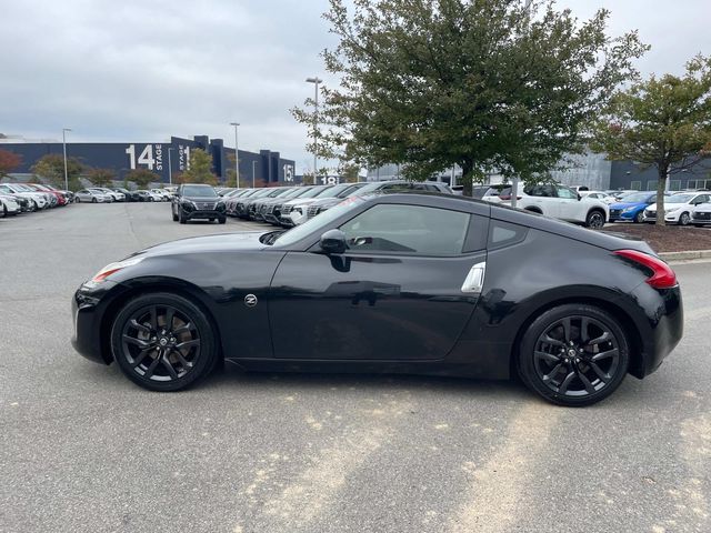 2017 Nissan 370Z  6