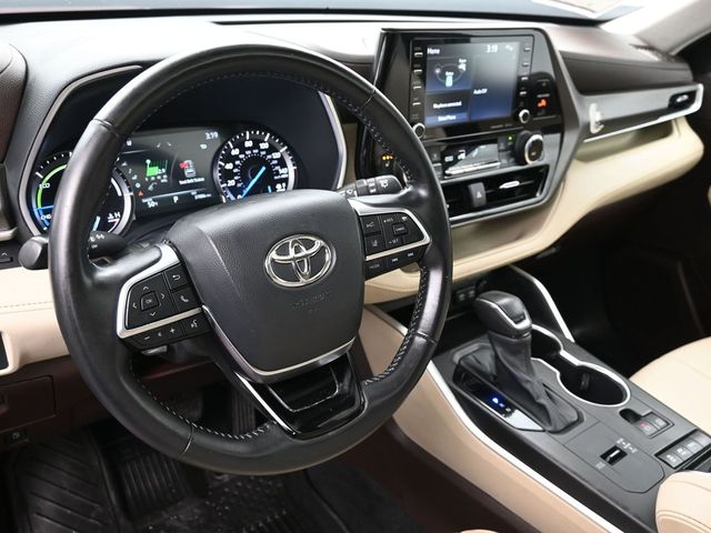 2021 Toyota Highlander Hybrid XLE 12