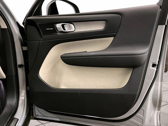 2024 Volvo XC40 Ultimate Gray at Spitzer Acura