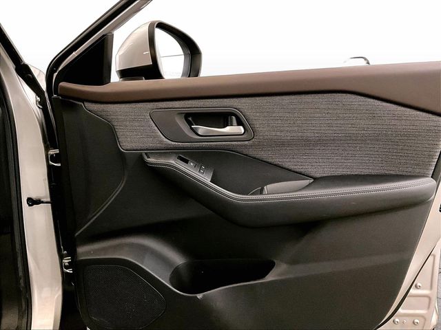 2023 Nissan Rogue SV Silver at Bob Ruth Ford