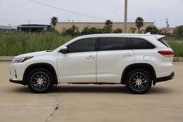 2018 Toyota Highlander Limited Platinum White at DeMontrond Automotive Group