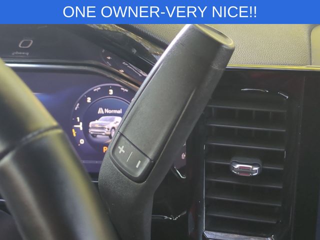 Used 2023 White Chevrolet LT image 27