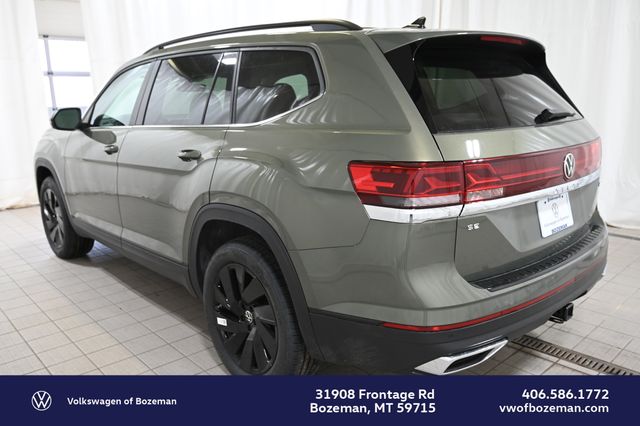 New 2026 Green Volkswagen 2.0T SE w/Technology image 10